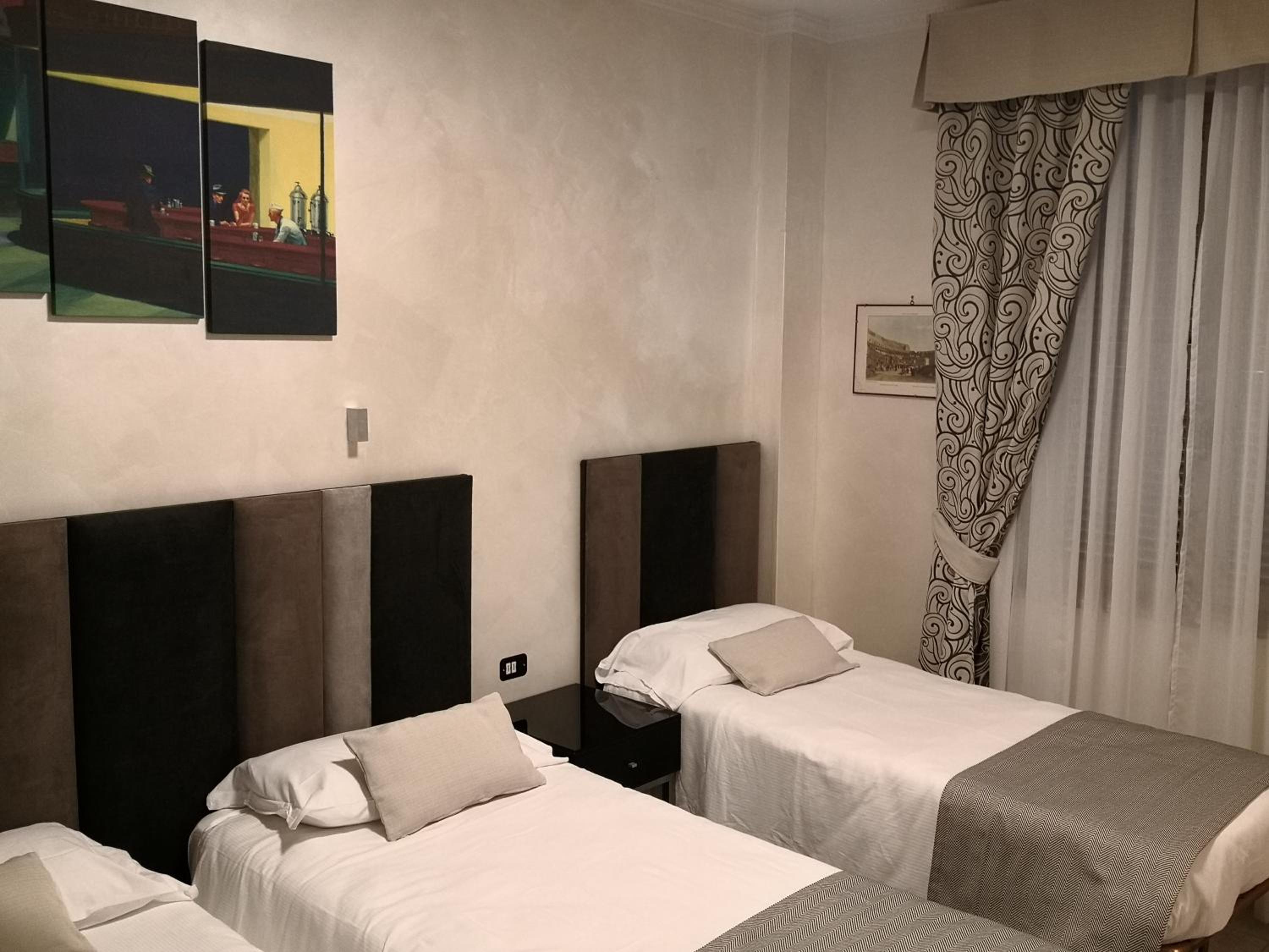 Triple Room photo 2