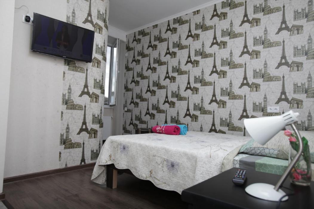 Studio Apartment - Photo 2
