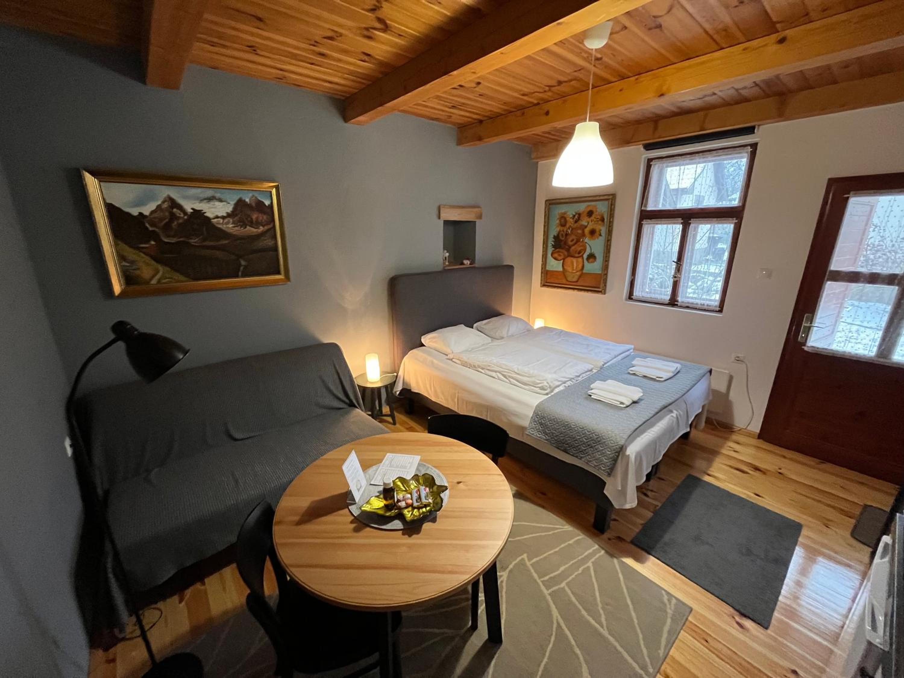 Double Room with Extra Bed photo 3