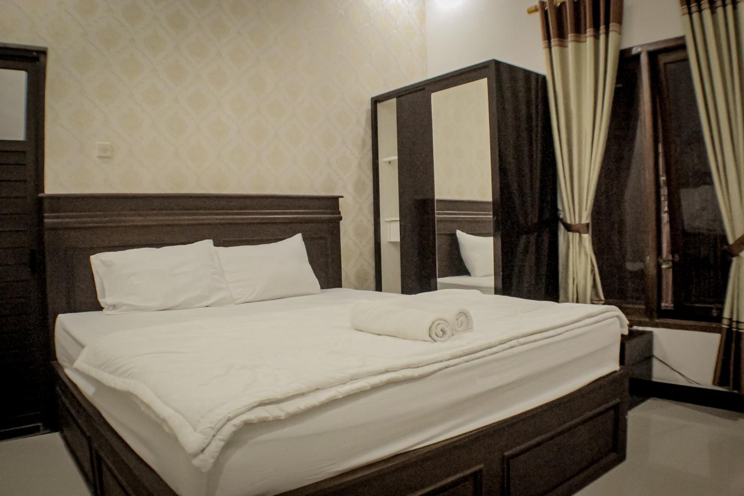 Deluxe King Room photo 3