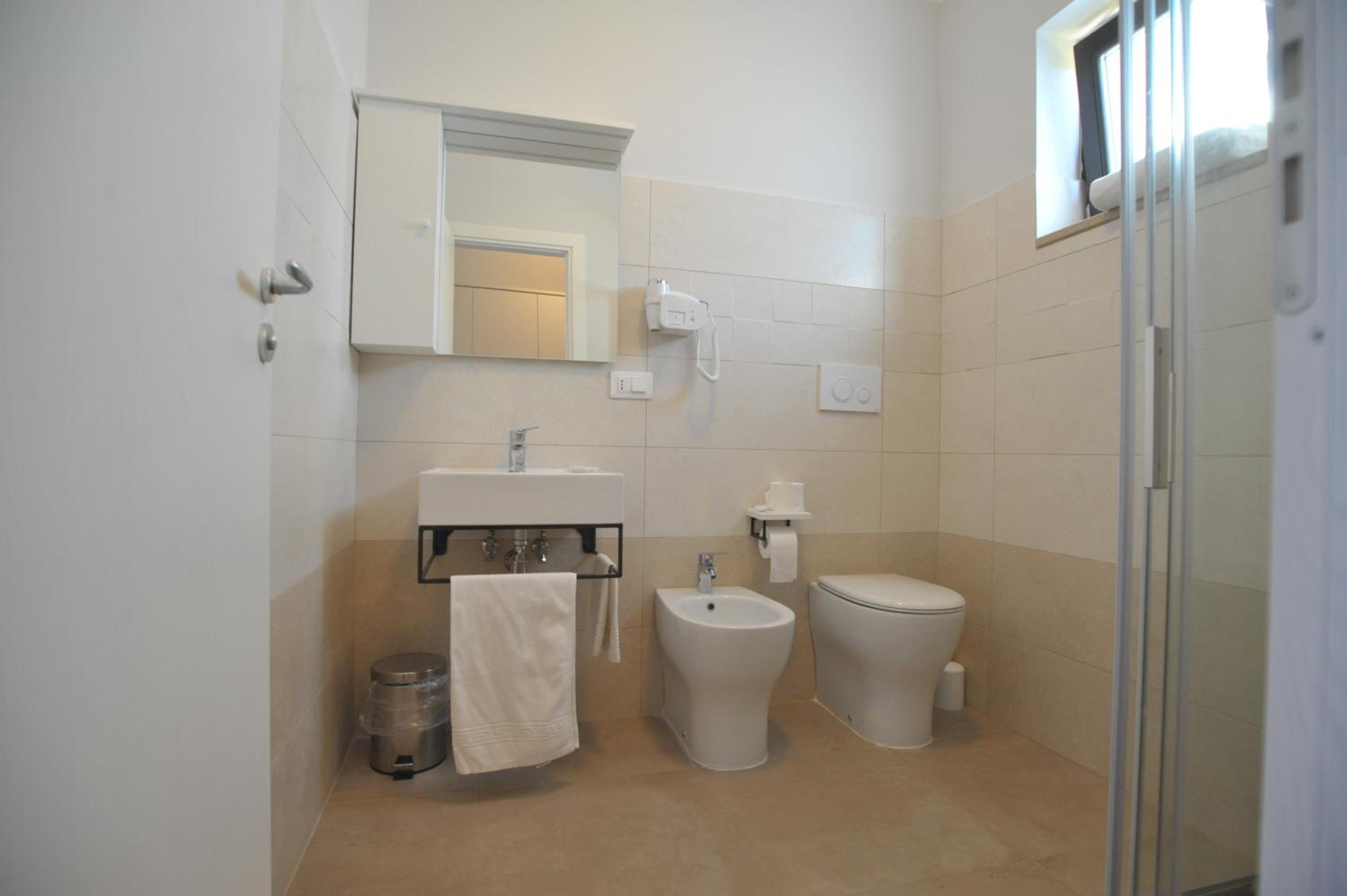 Deluxe Quadruple Room photo 2