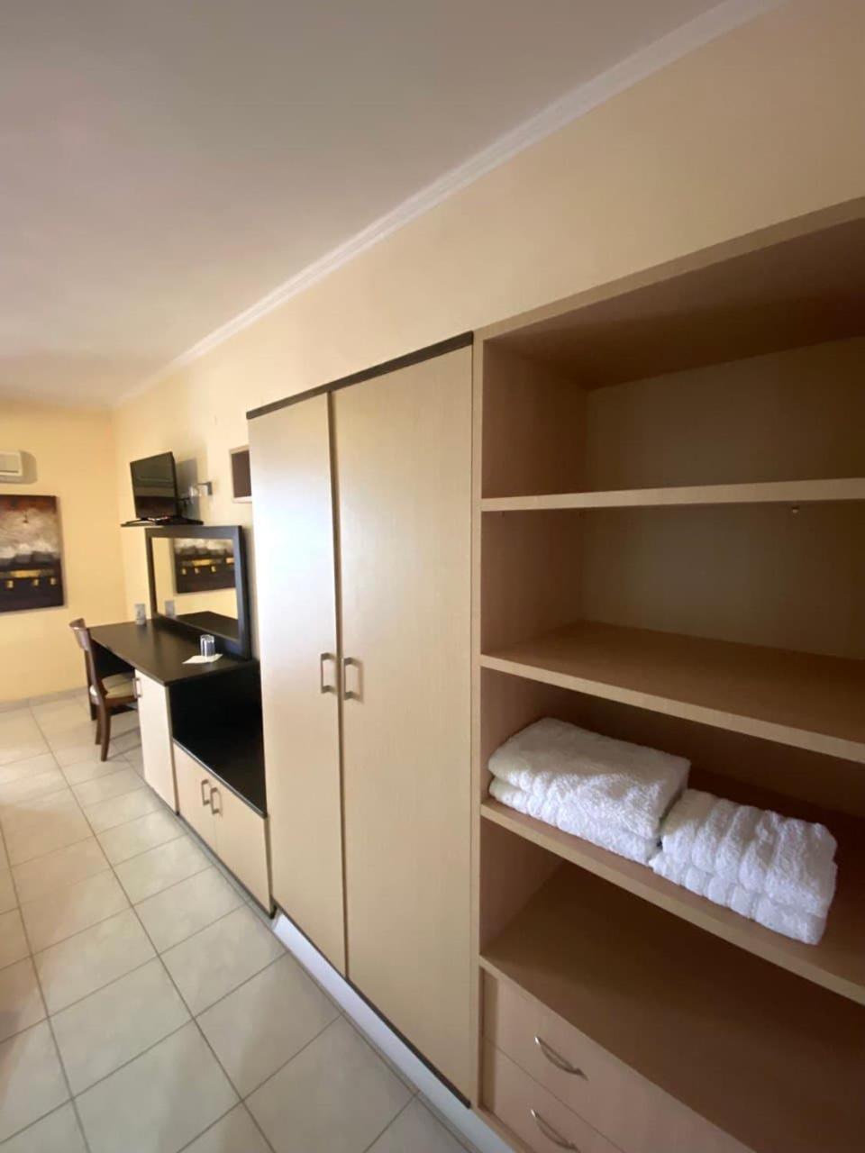 Deluxe Double Room with Balcony photo 2