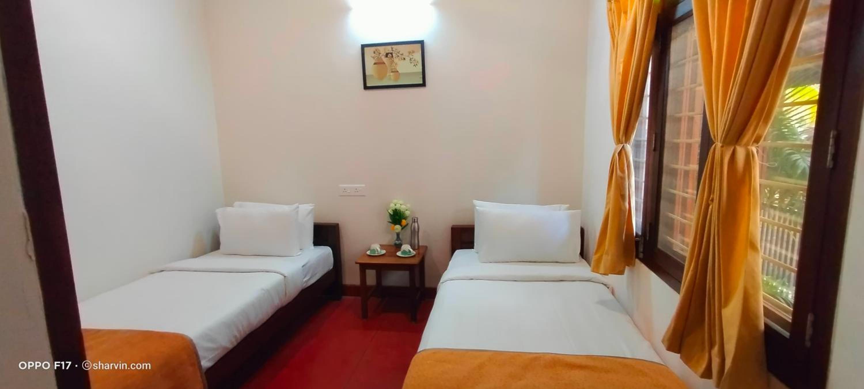 Double or Twin Room - Photo 6