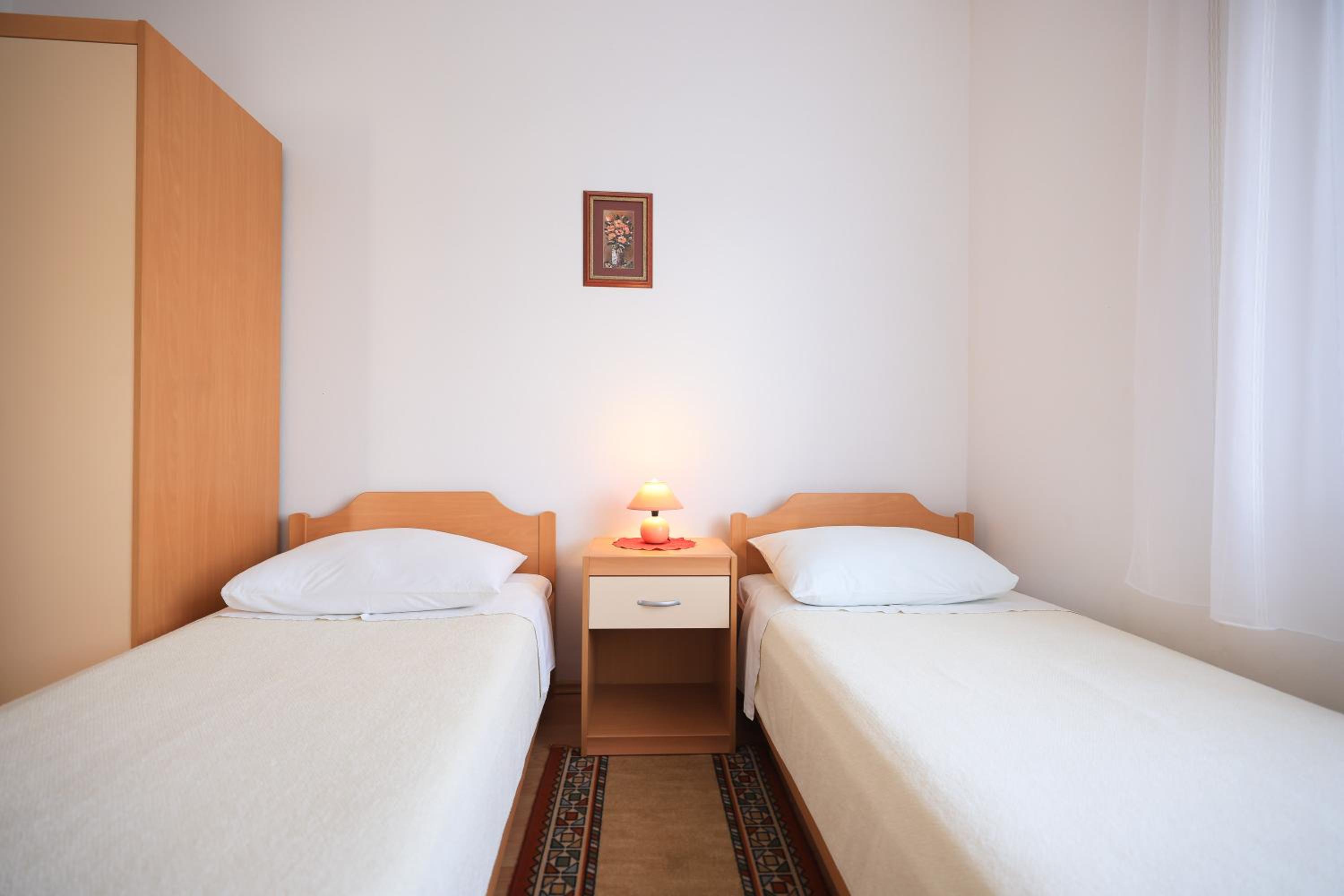 Two-Bedroom Apartment with Terrace photo 3