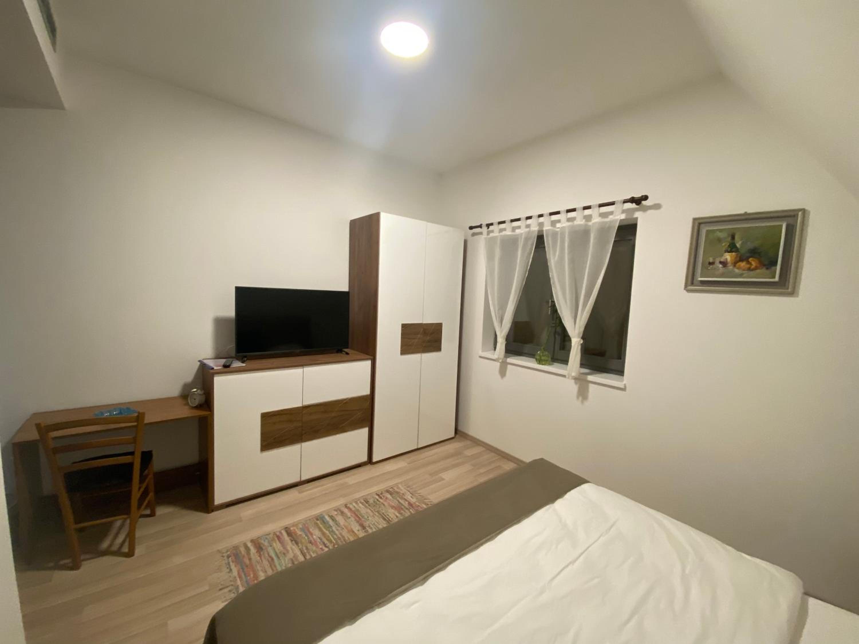 Deluxe Double Room - Photo 4