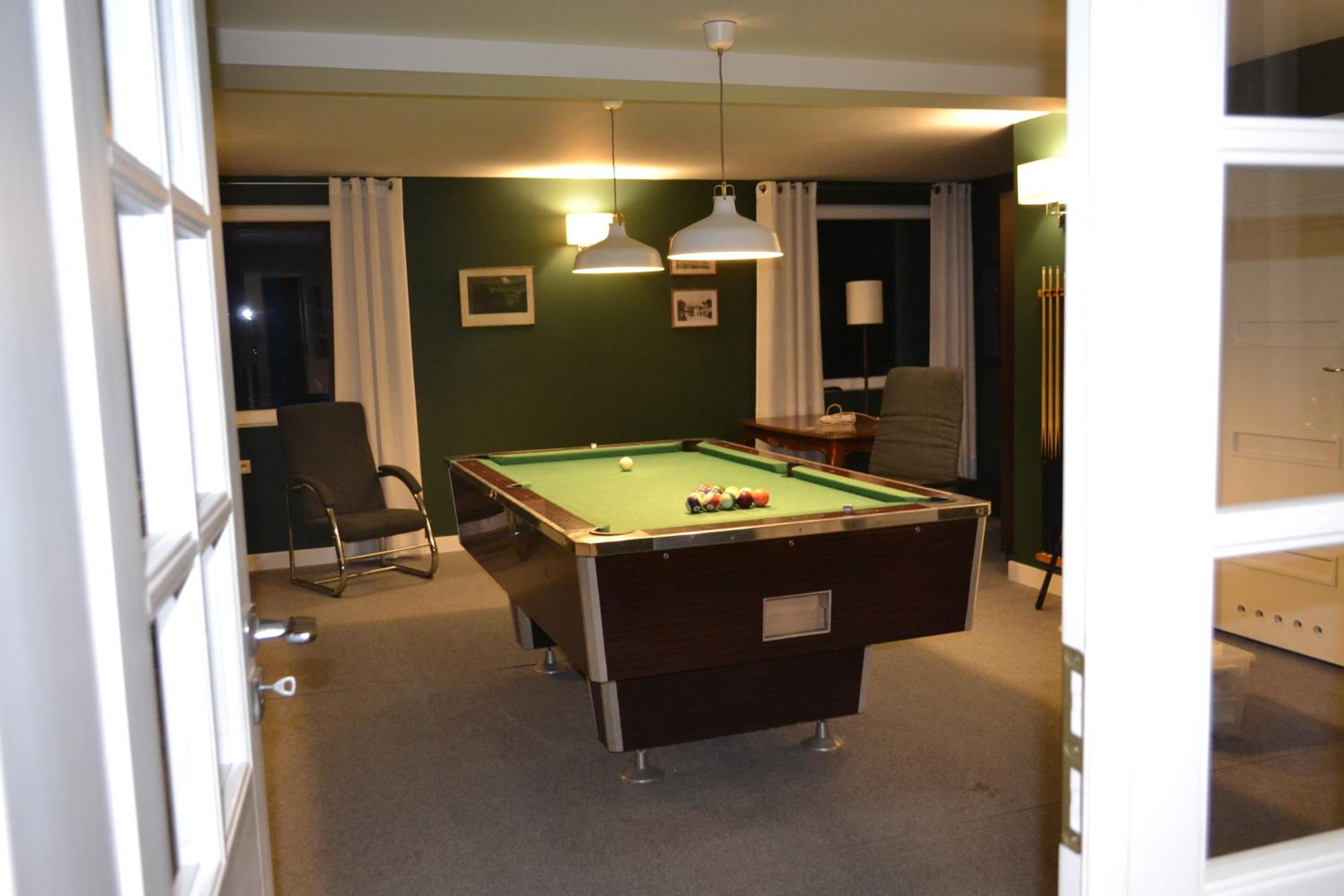 Four-Bedroom House photo 3