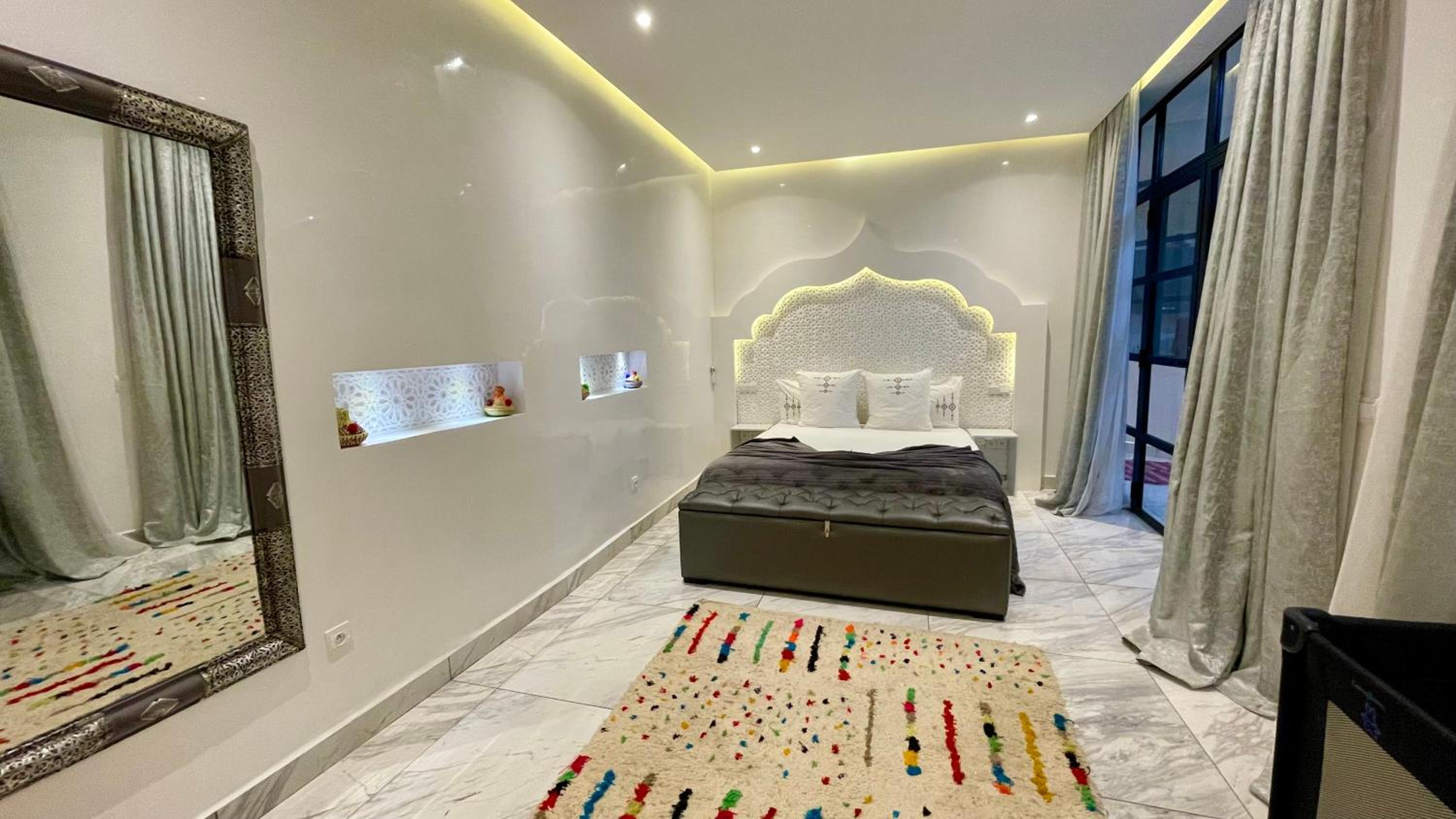 Junior Suite - Photo 1