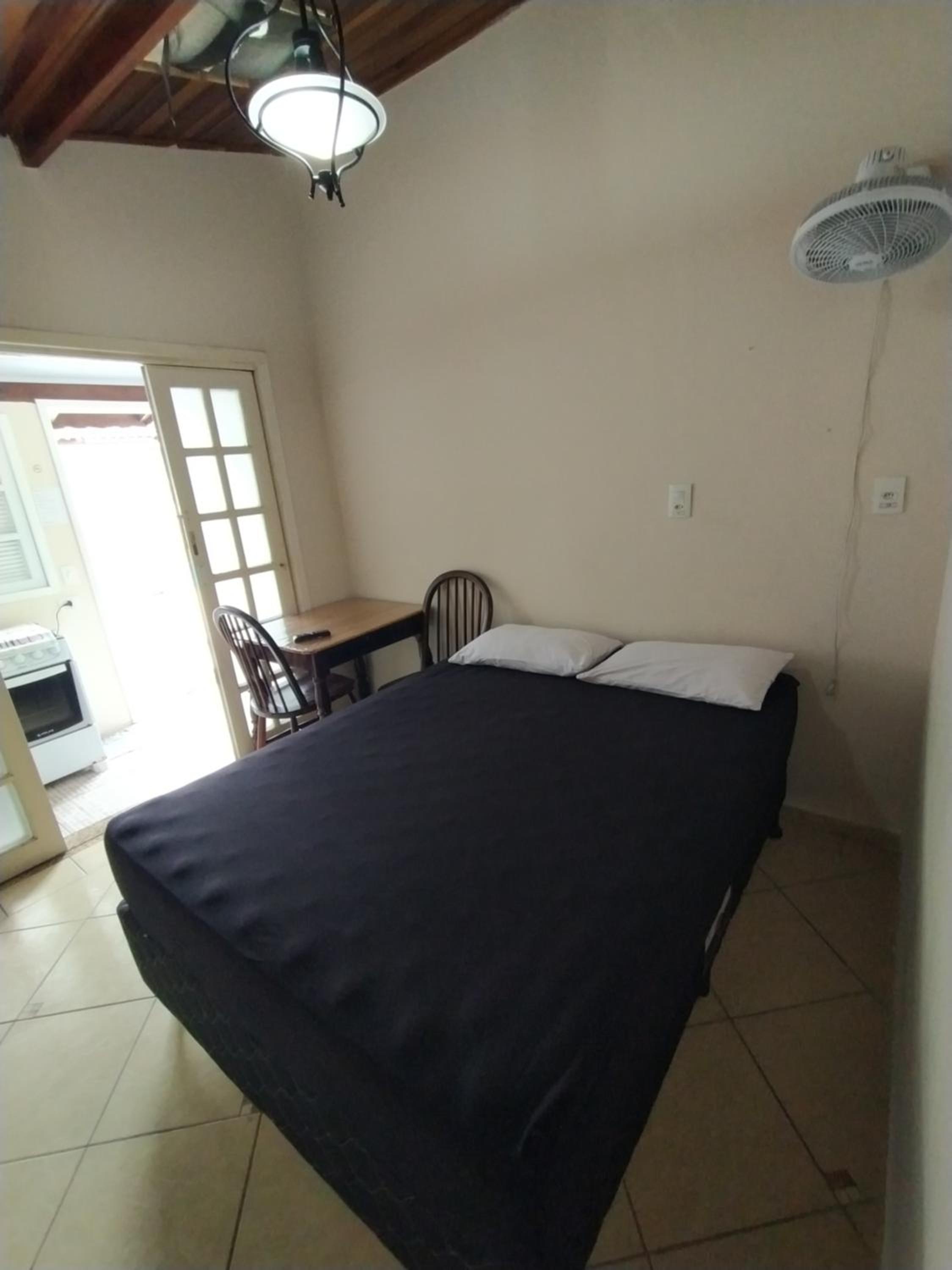 One-Bedroom House photo 1