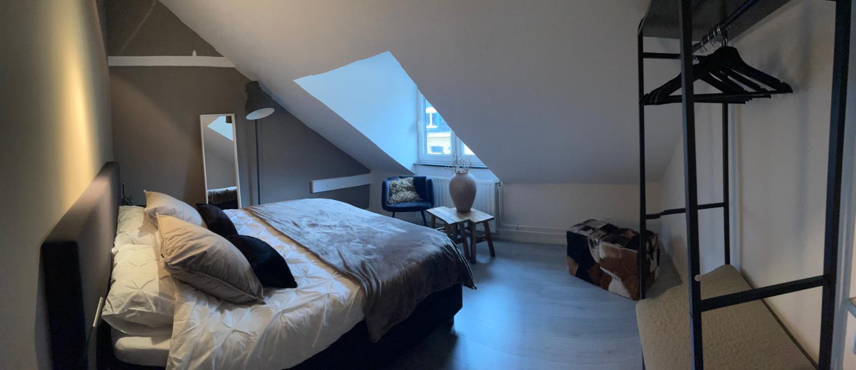 Apartment - Split Level photo 2