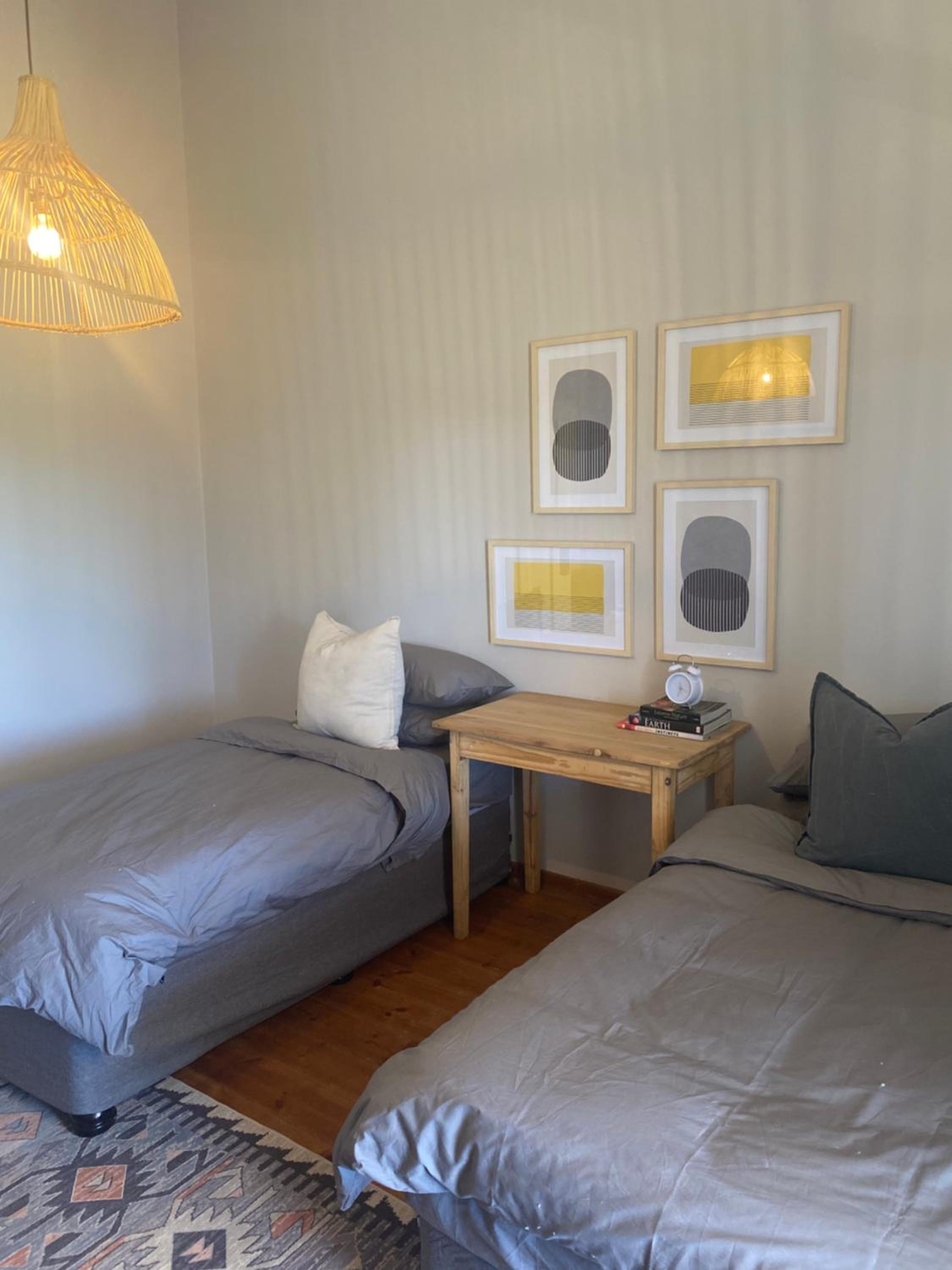Five-Bedroom House - Photo 13