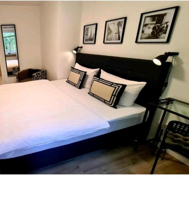 Double Room - Photo 1