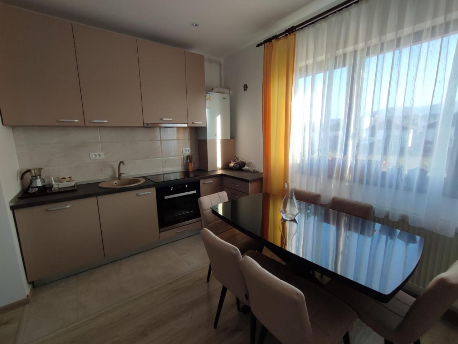 One-Bedroom Apartment photo 2