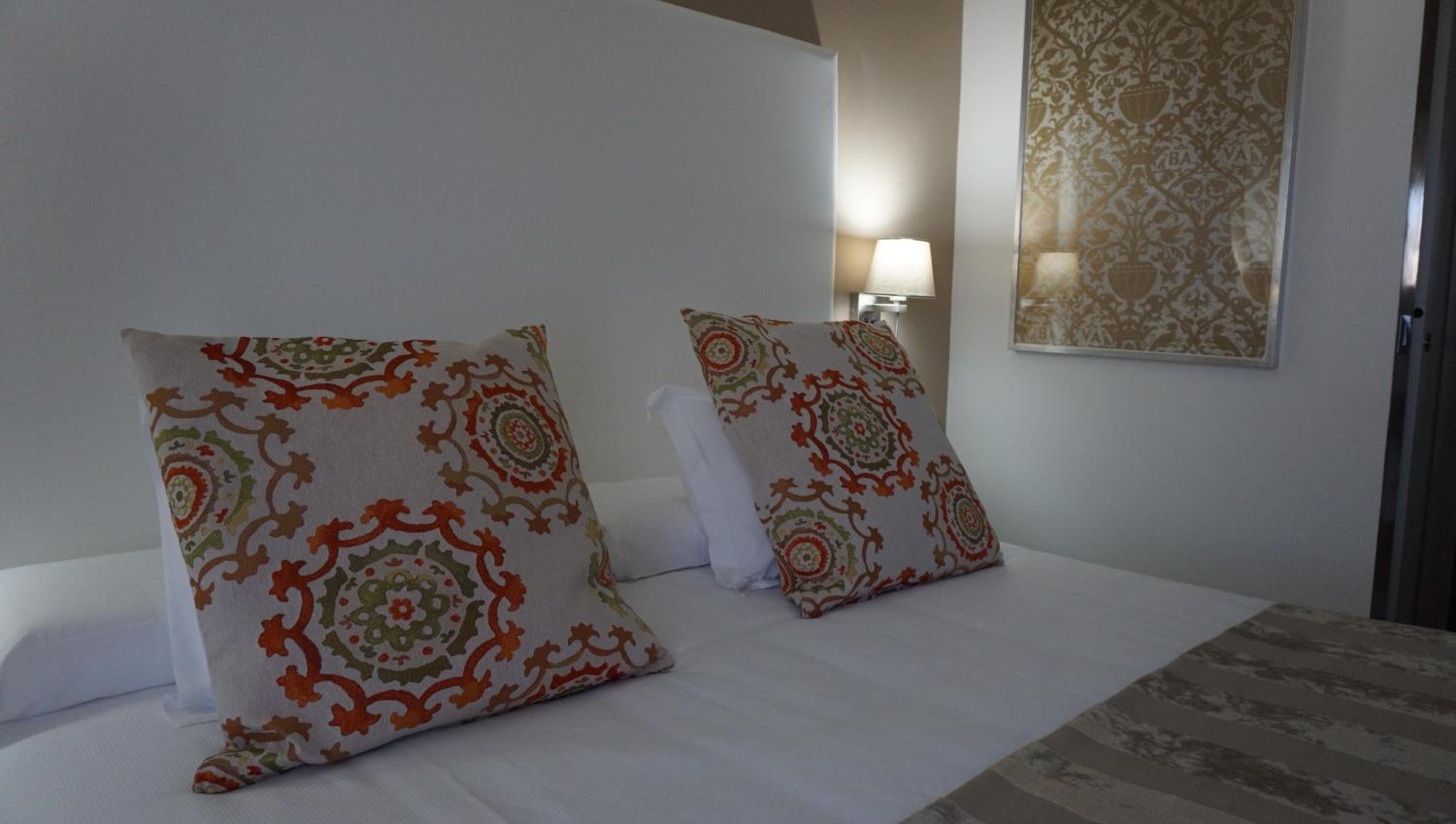 Junior Suite with Garden View - Photo 2