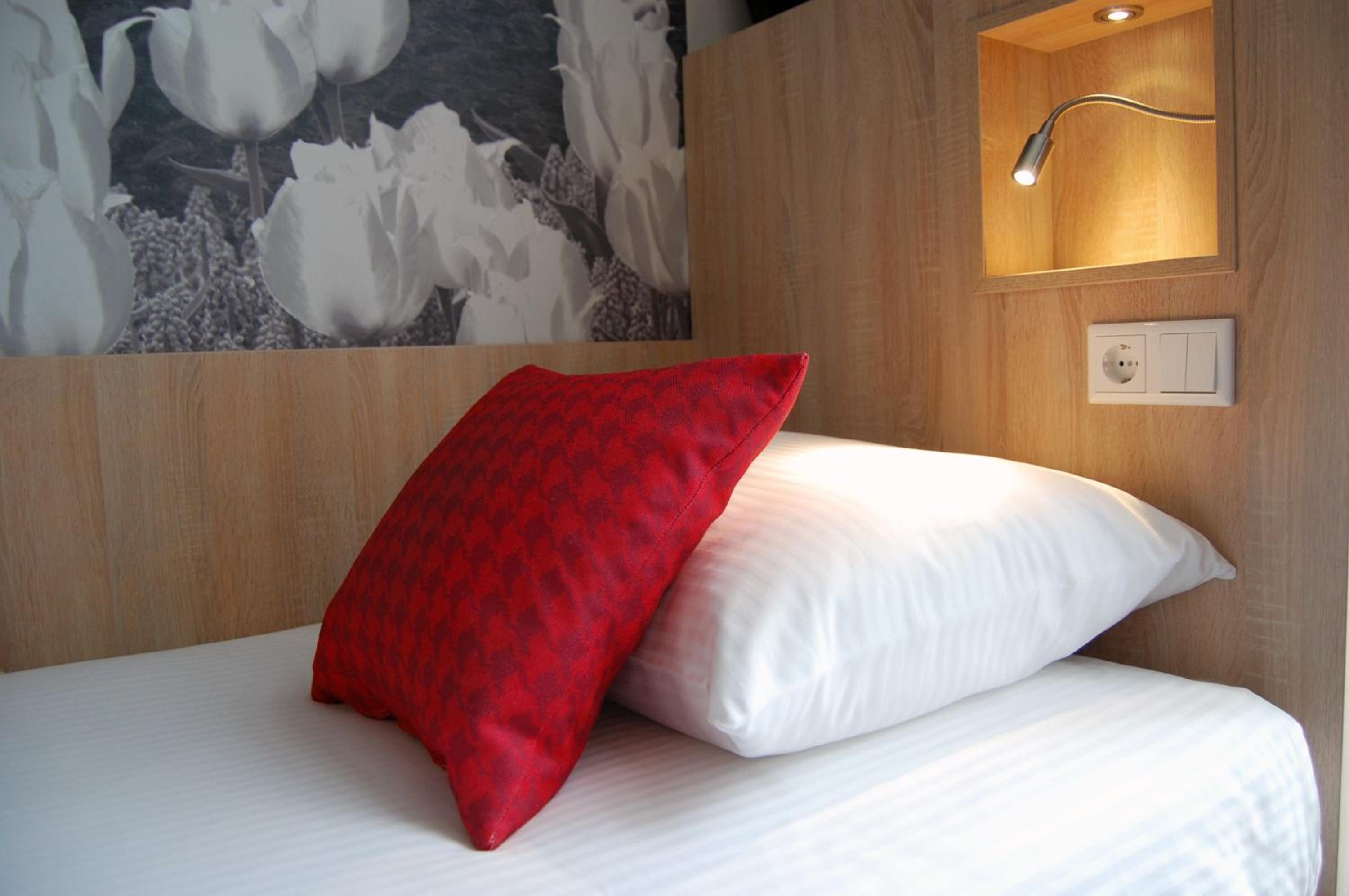 Single Room photo 3
