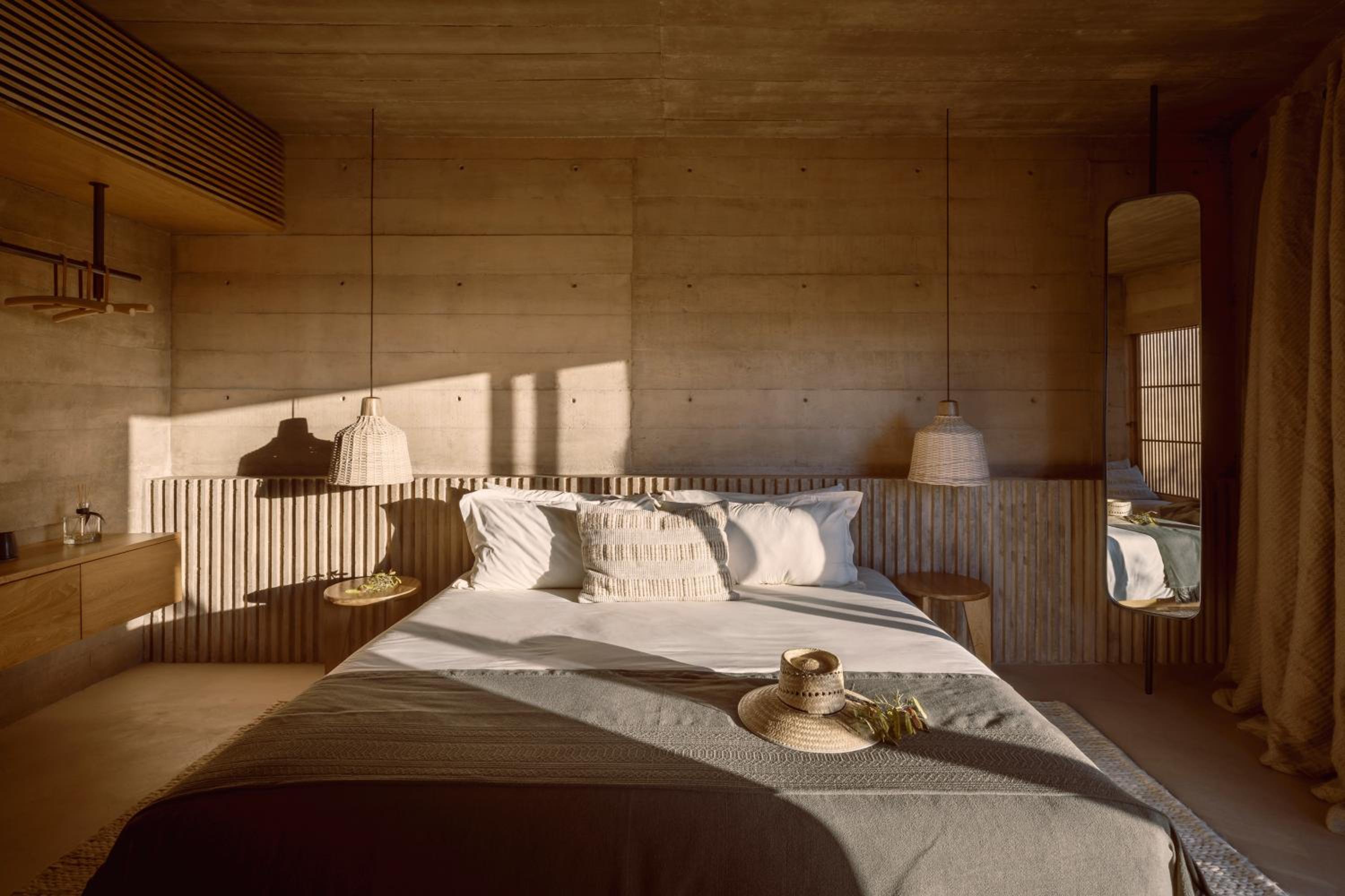 Mountain Sky Suite - 1 King Bed