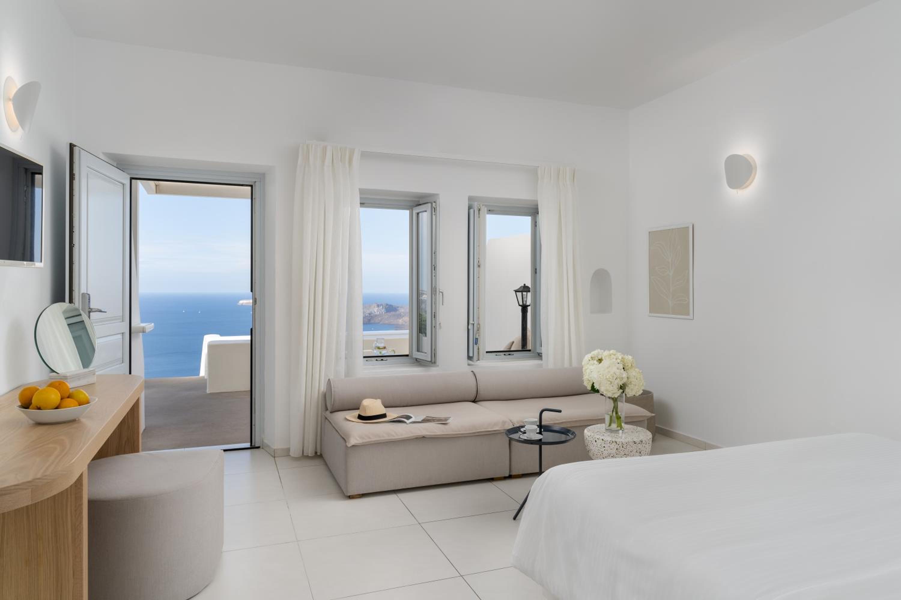 Standard Room with Sea View - Photo 11