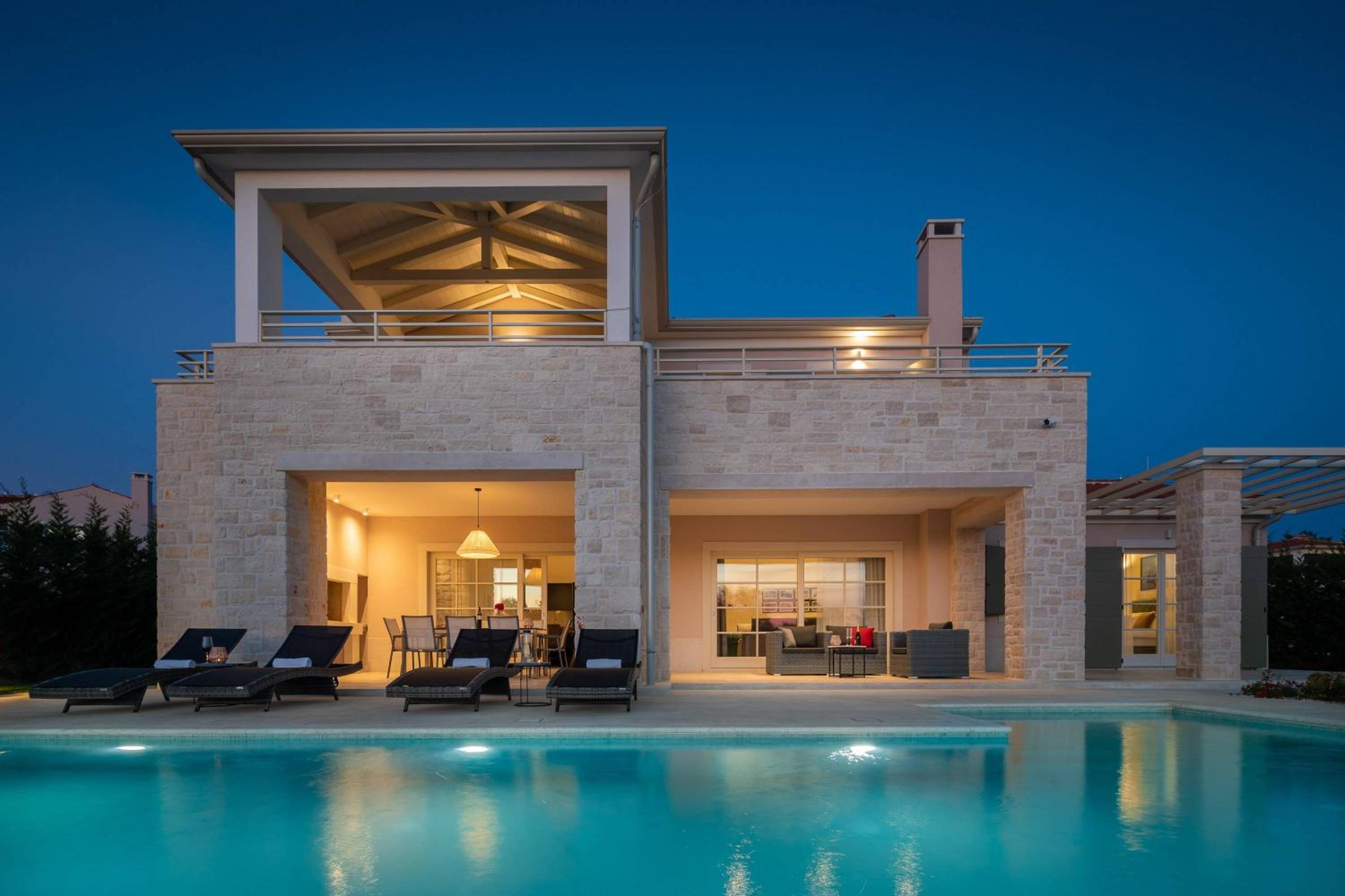 Deluxe Villa photo 2