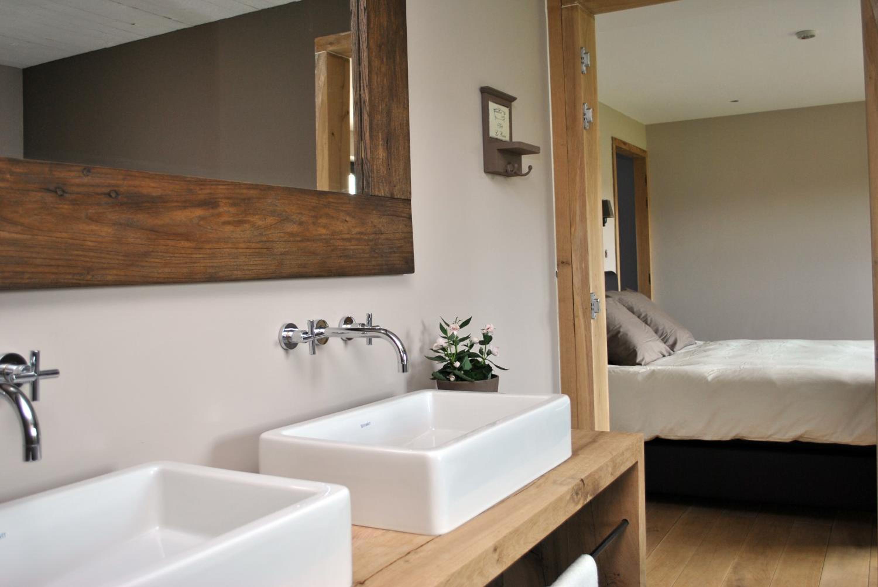 Deluxe Double Room photo 2