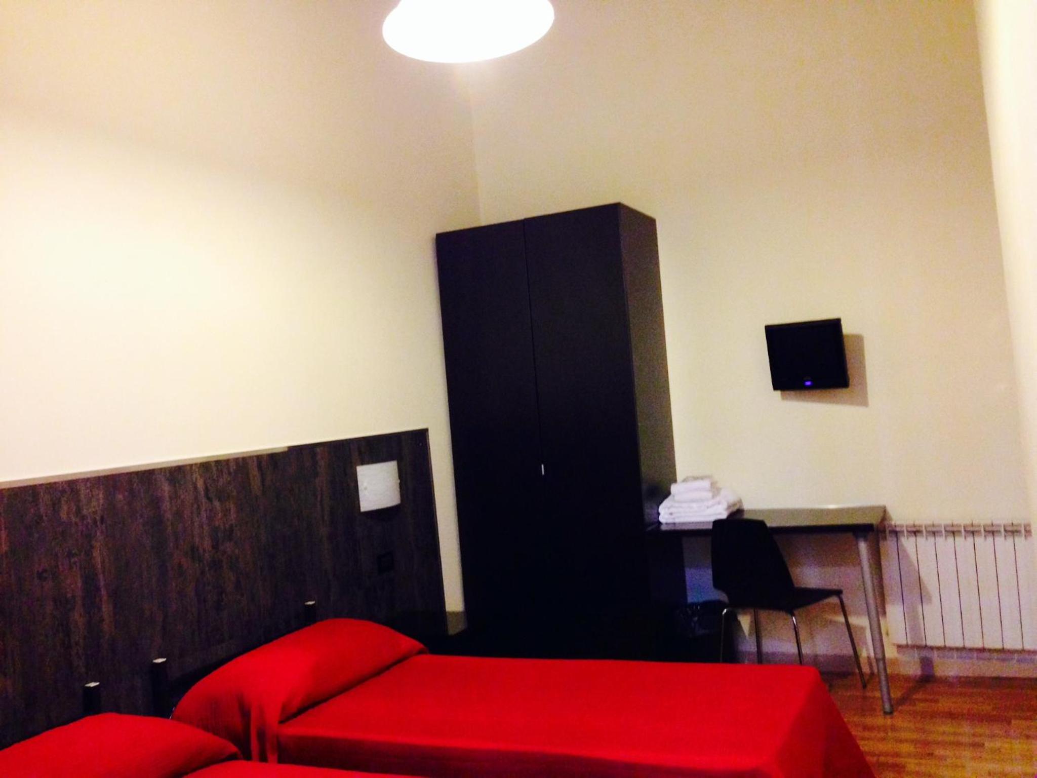 Double or Twin Room with Shared Bathroom photo 3