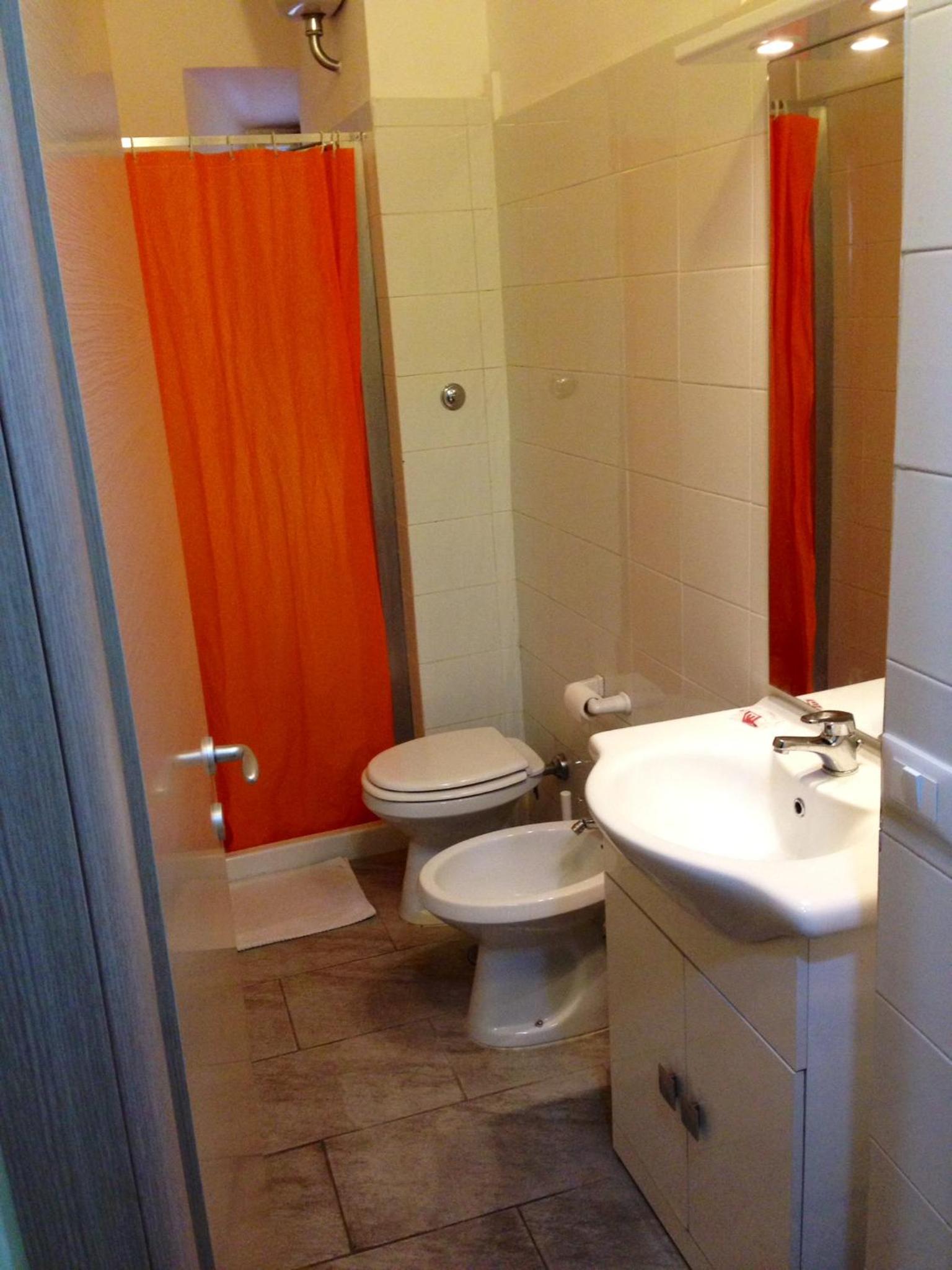 Triple Room with Shared Bathroom photo 2