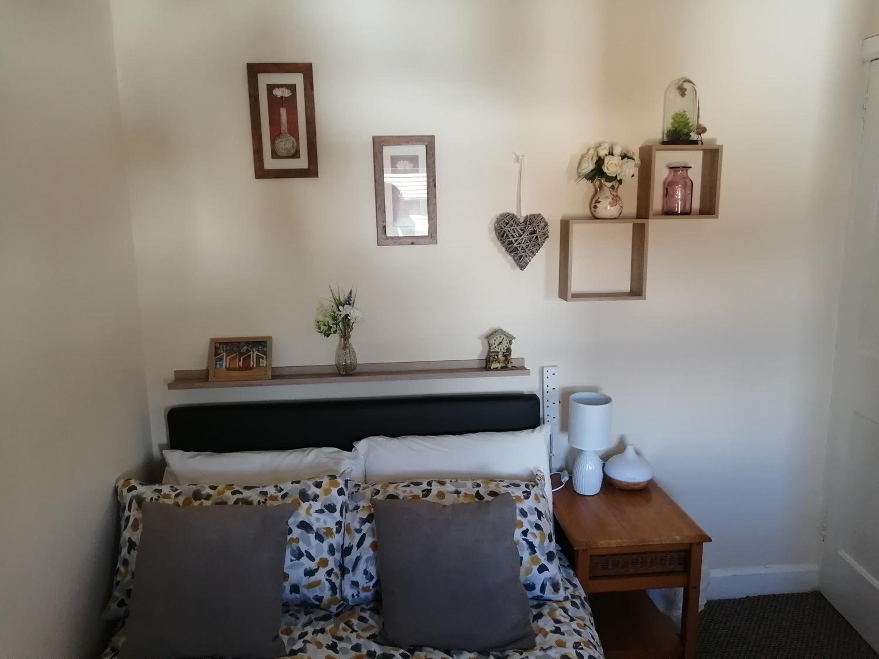 Two-Bedroom House photo 2