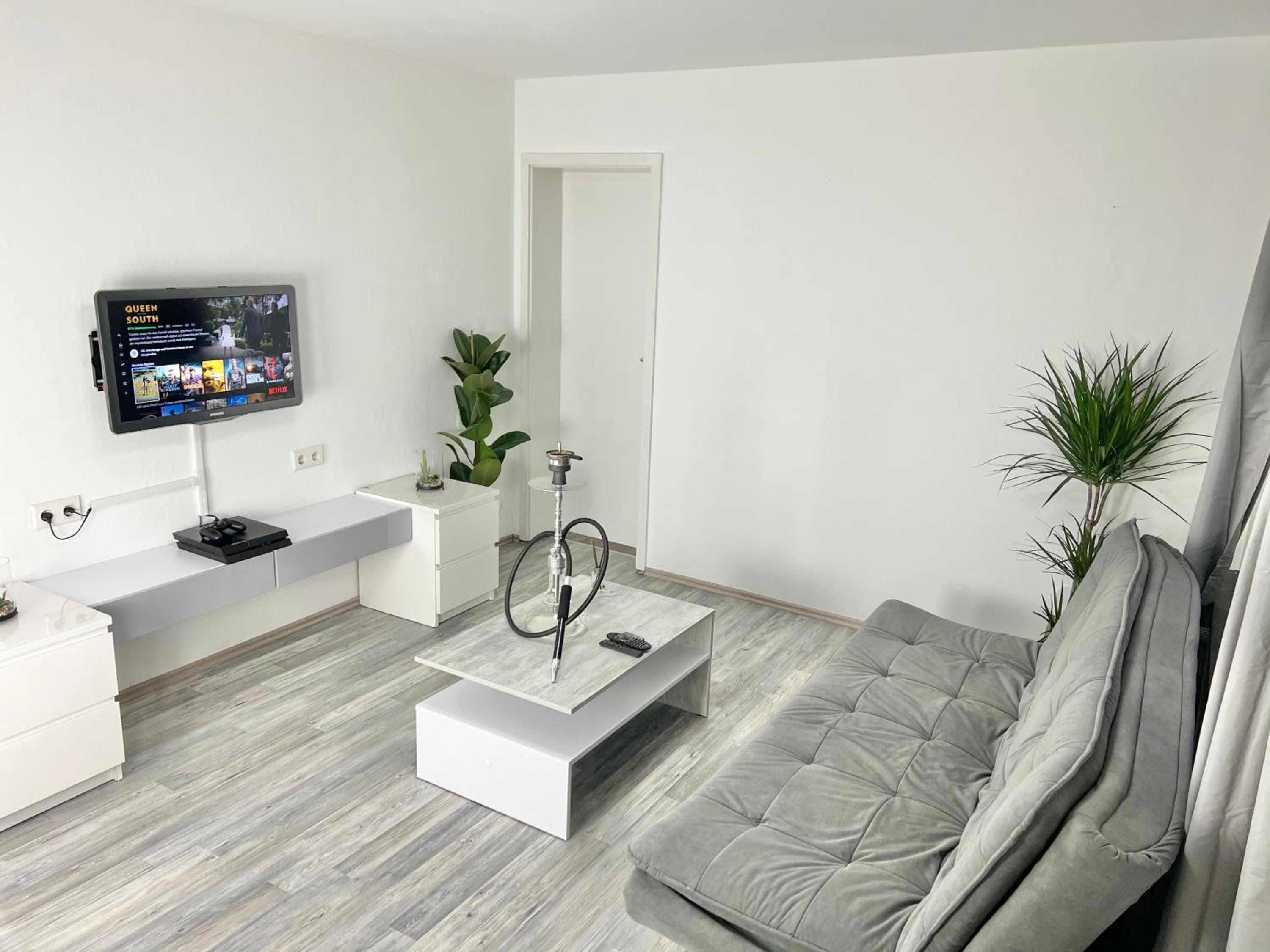 One-Bedroom House photo 1