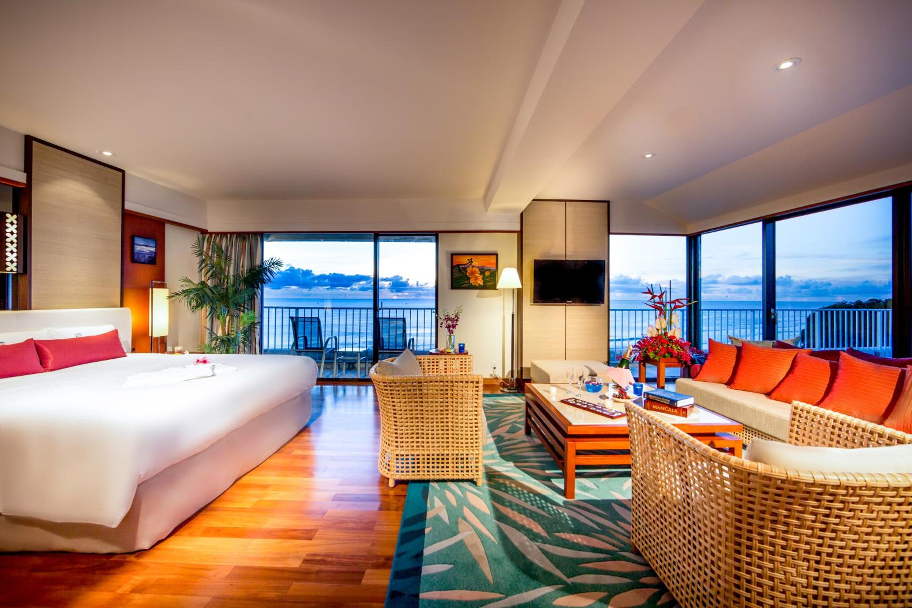 Ocean Front Suite with Premier+ Benefits - Photo 11