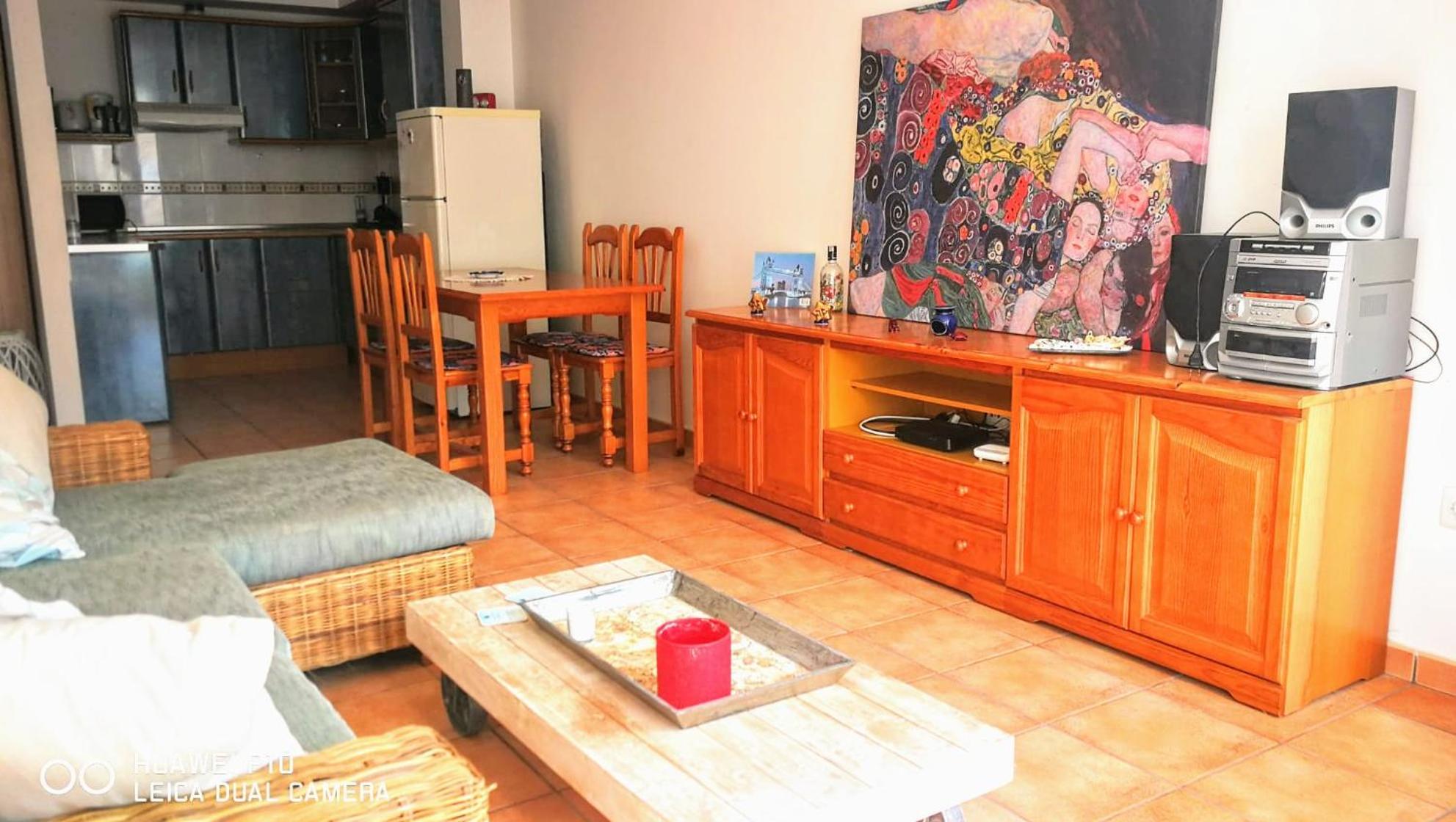 Apartamento con Balcón