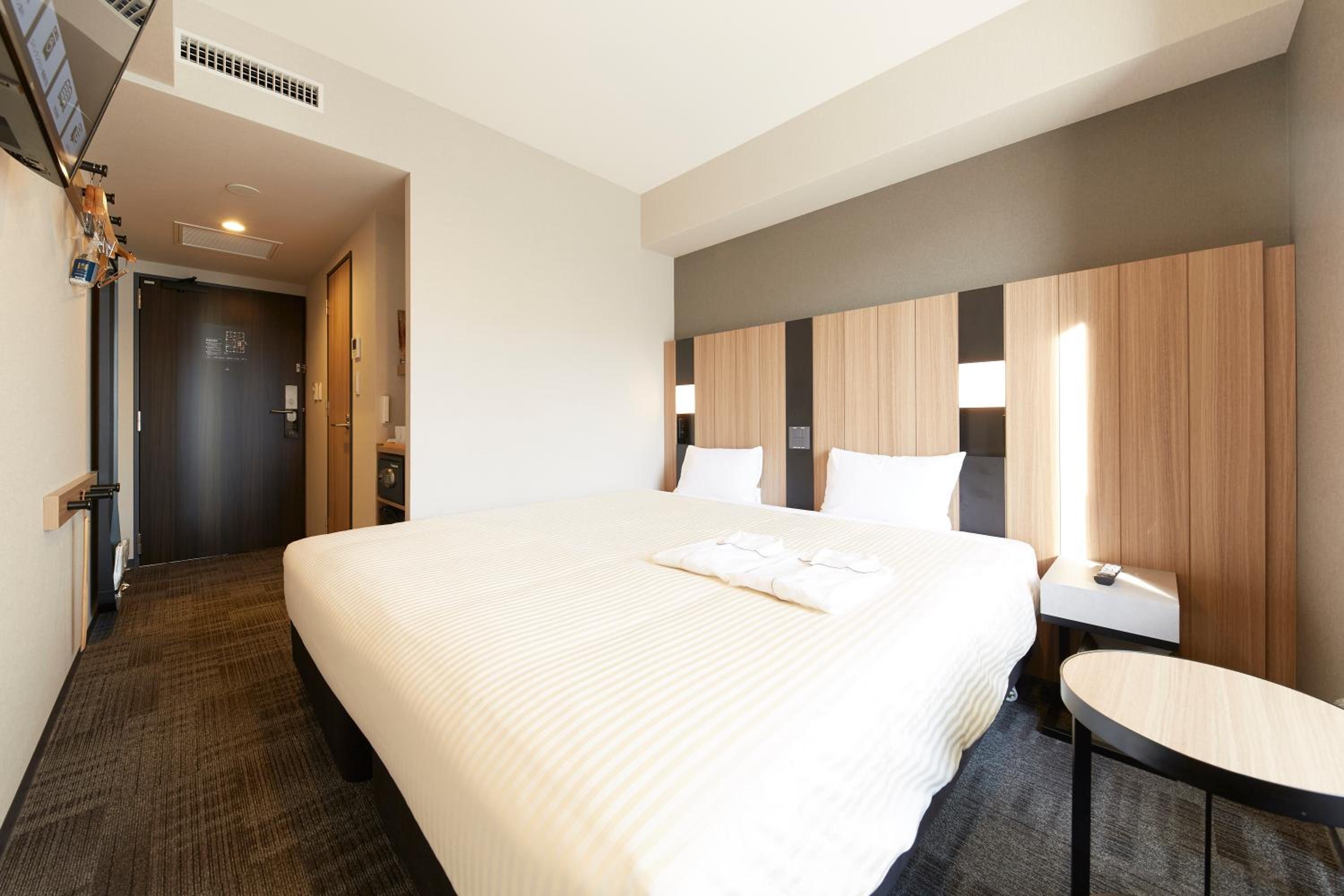 Standard King Room - Photo 3