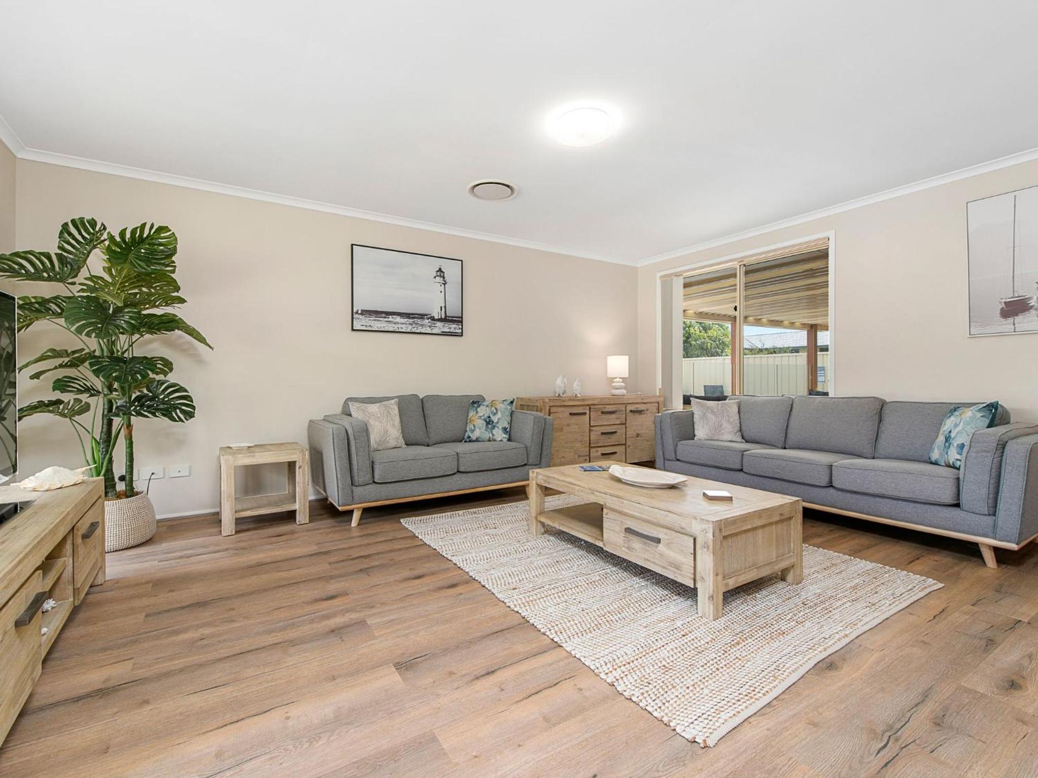 Three-Bedroom House photo 1