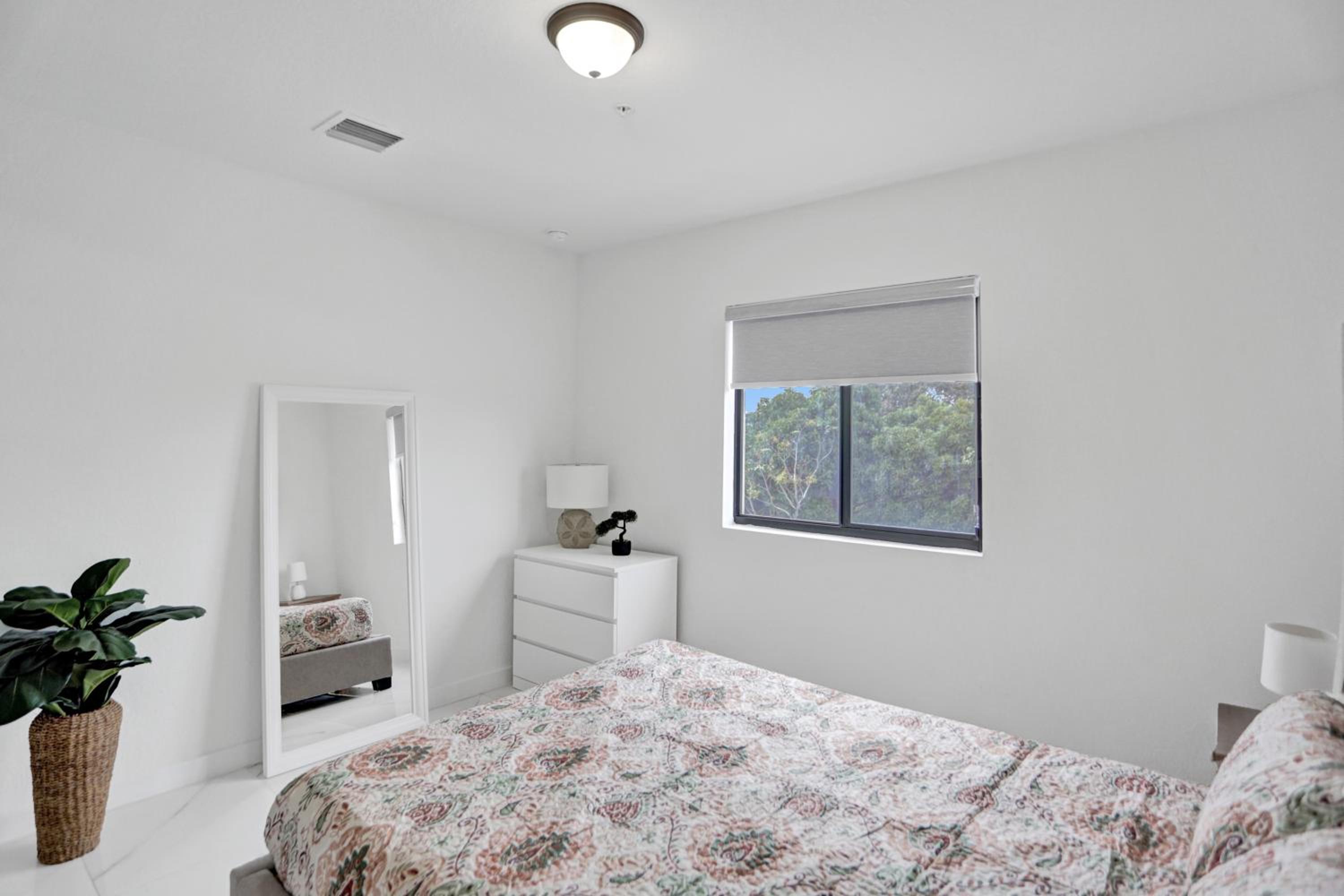 Two-Bedroom Apartment photo 3