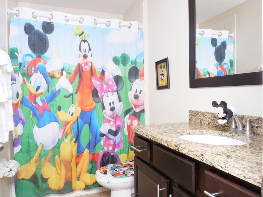 Three-Bedroom Townhouse - Photo 28