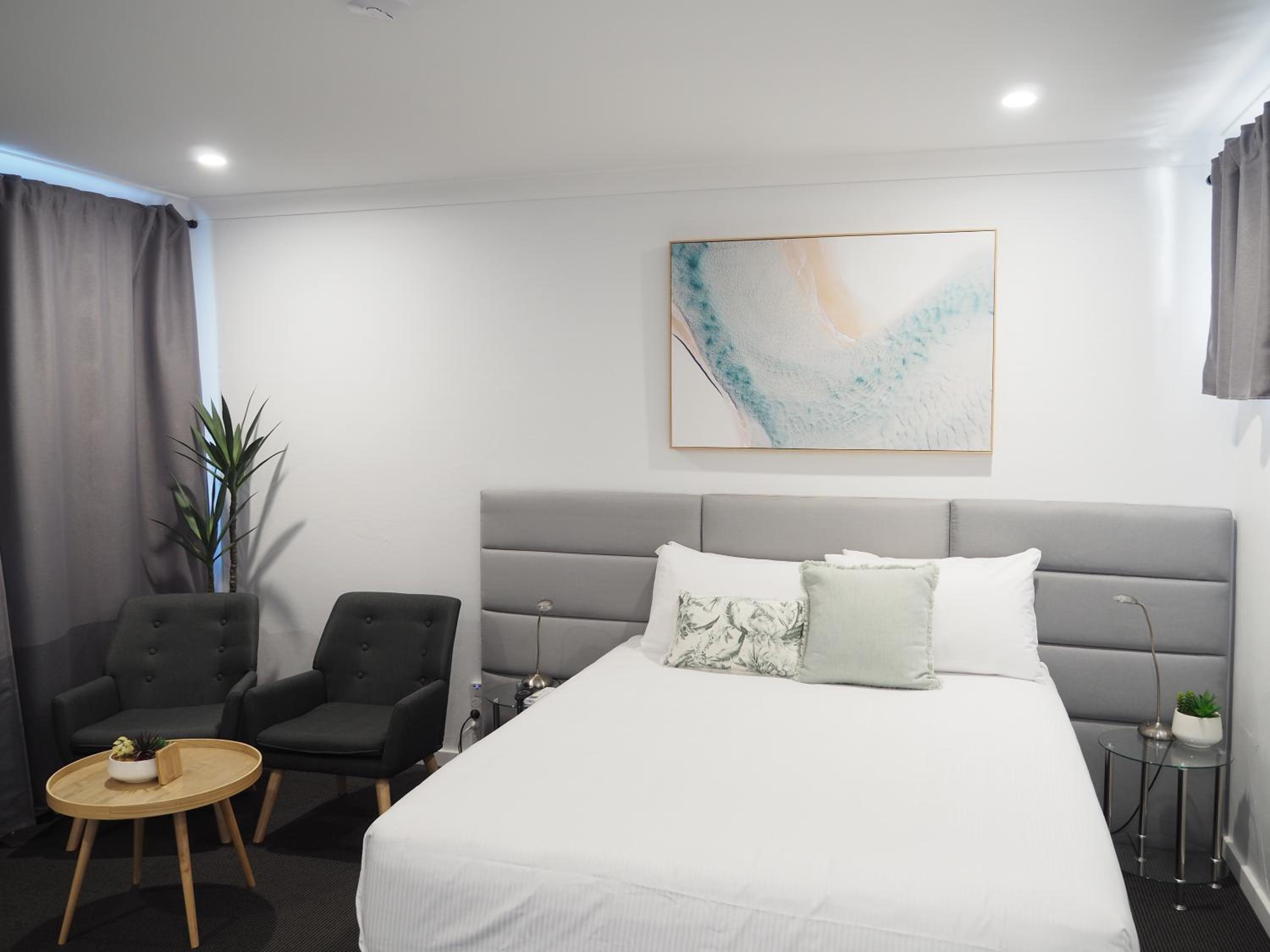 Deluxe Queen Room - Photo 1
