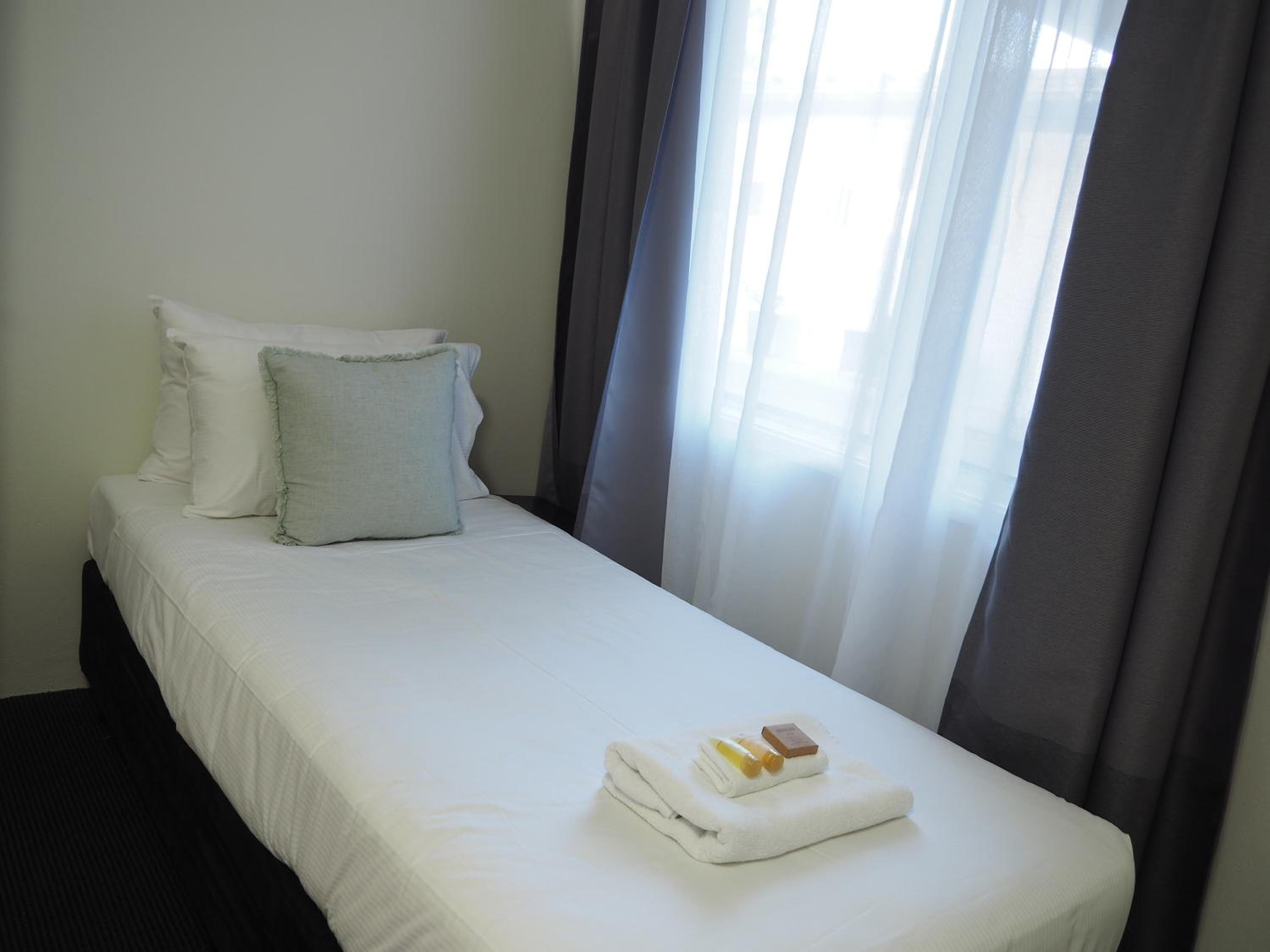 Standard Triple Room - Photo 2