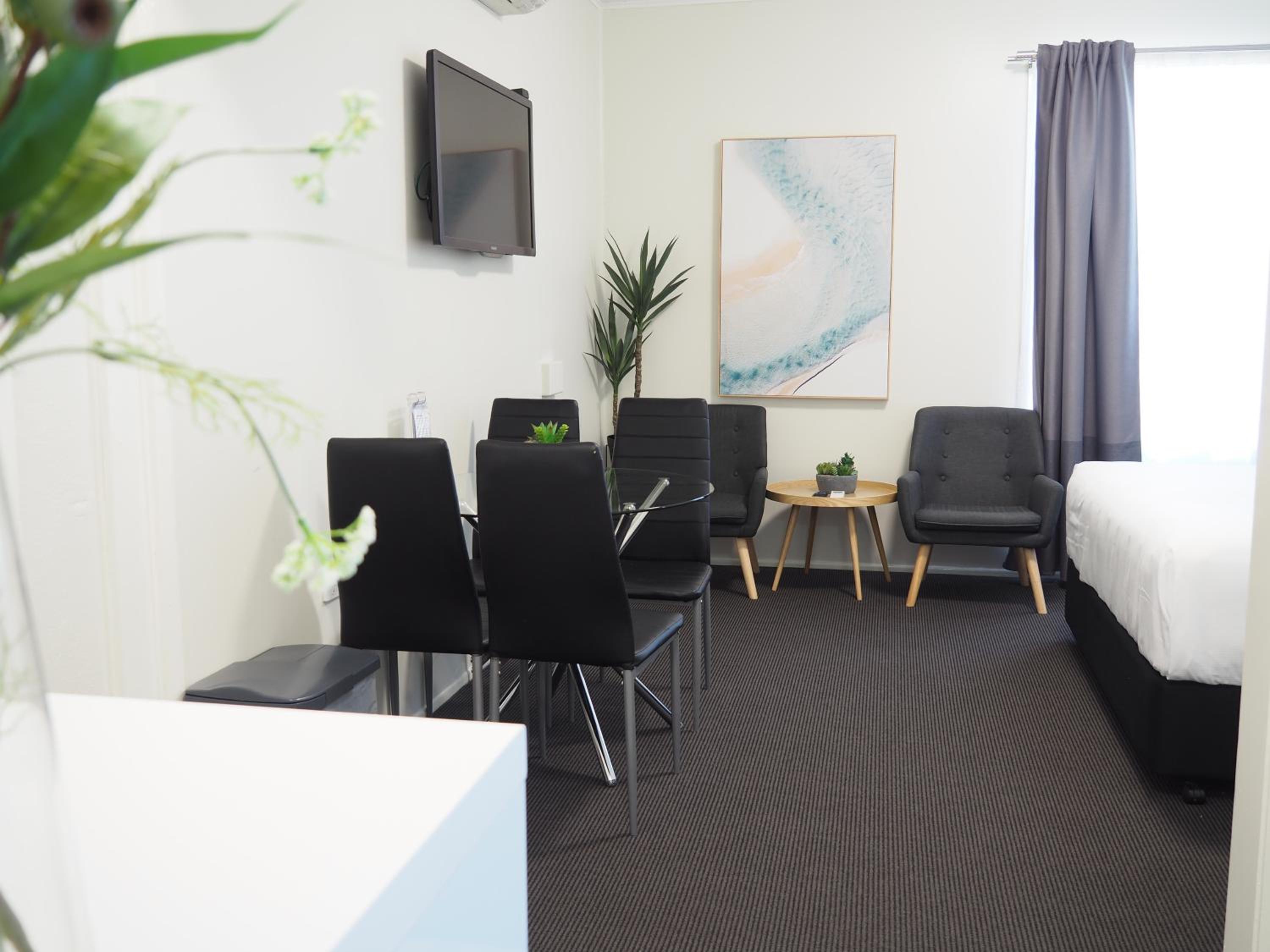 Standard Triple Room - Photo 6