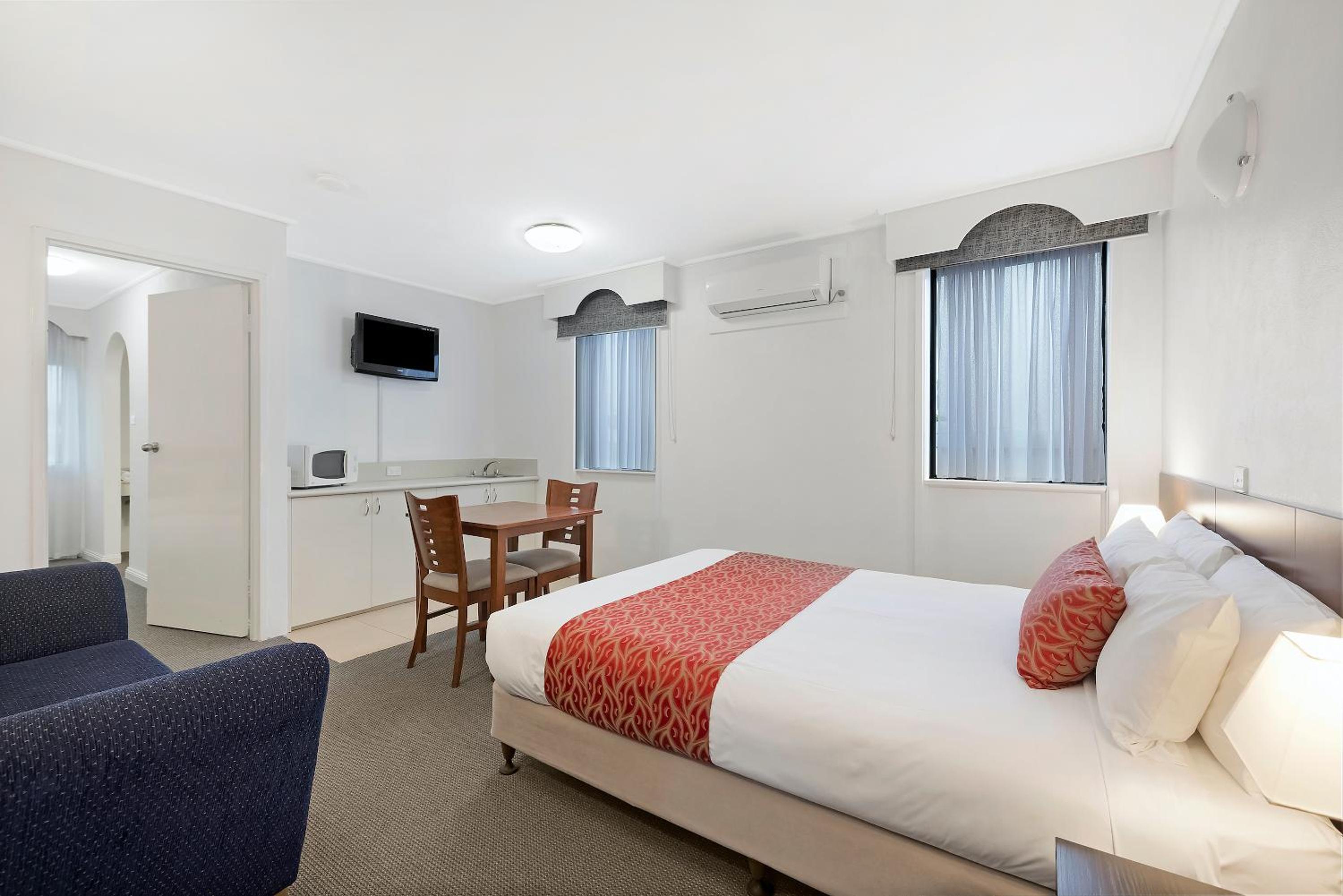 Family Suite - Photo 7