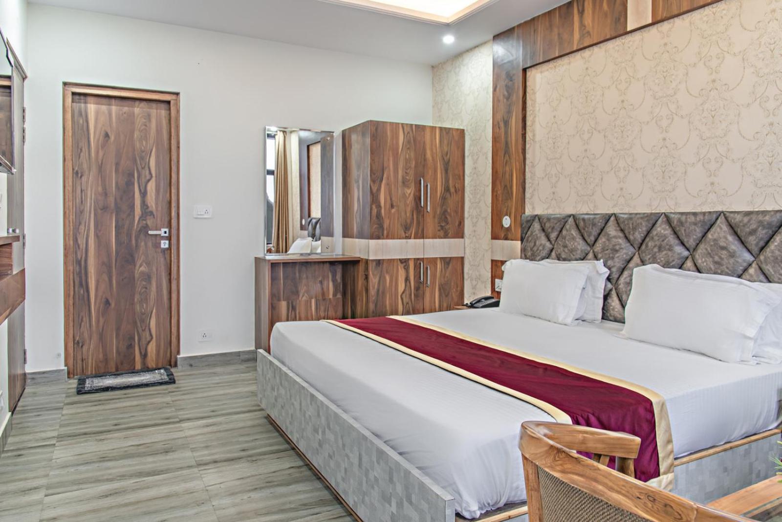 Double Room with Balcony photo 1