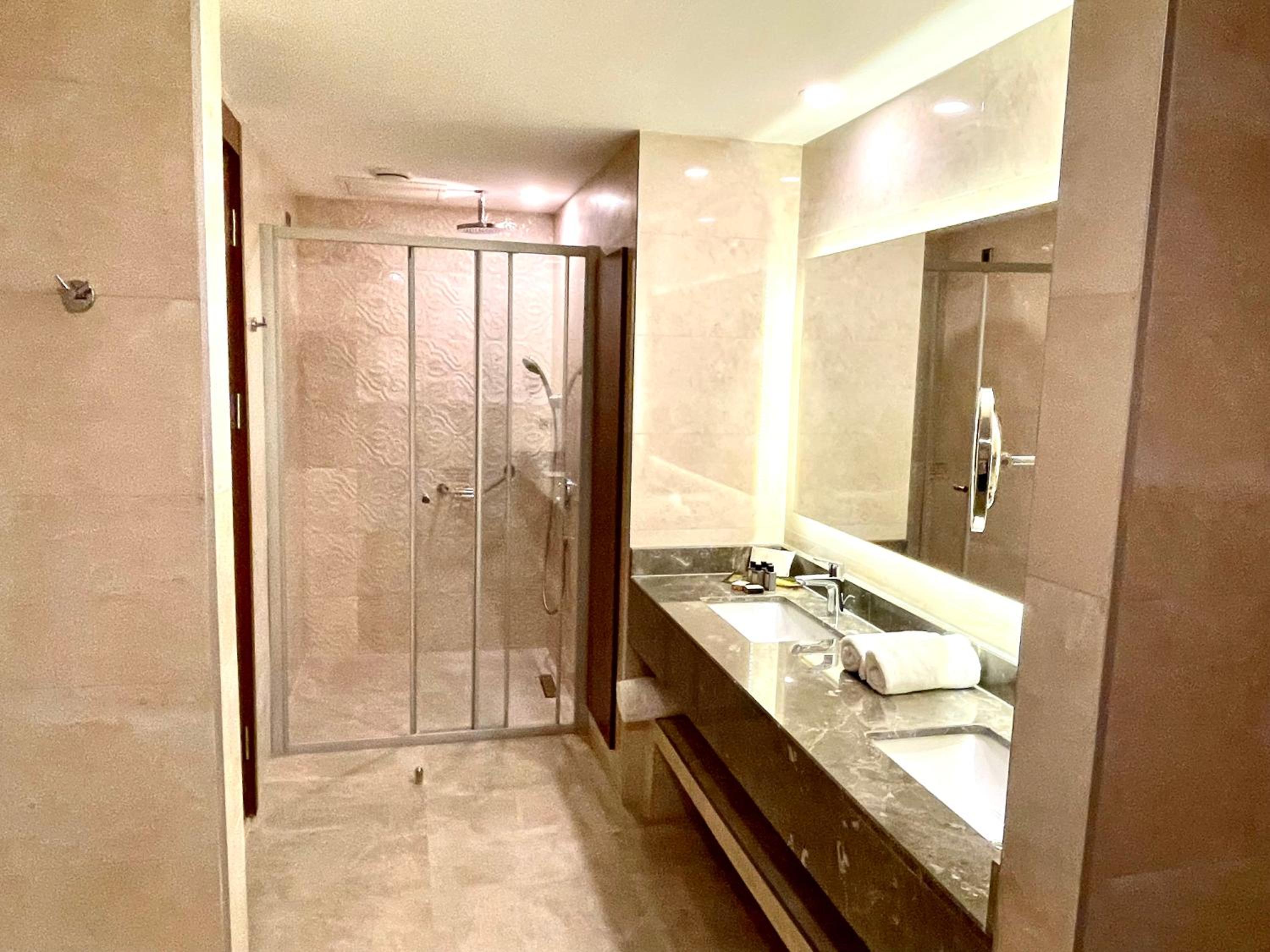 King Suite photo 3