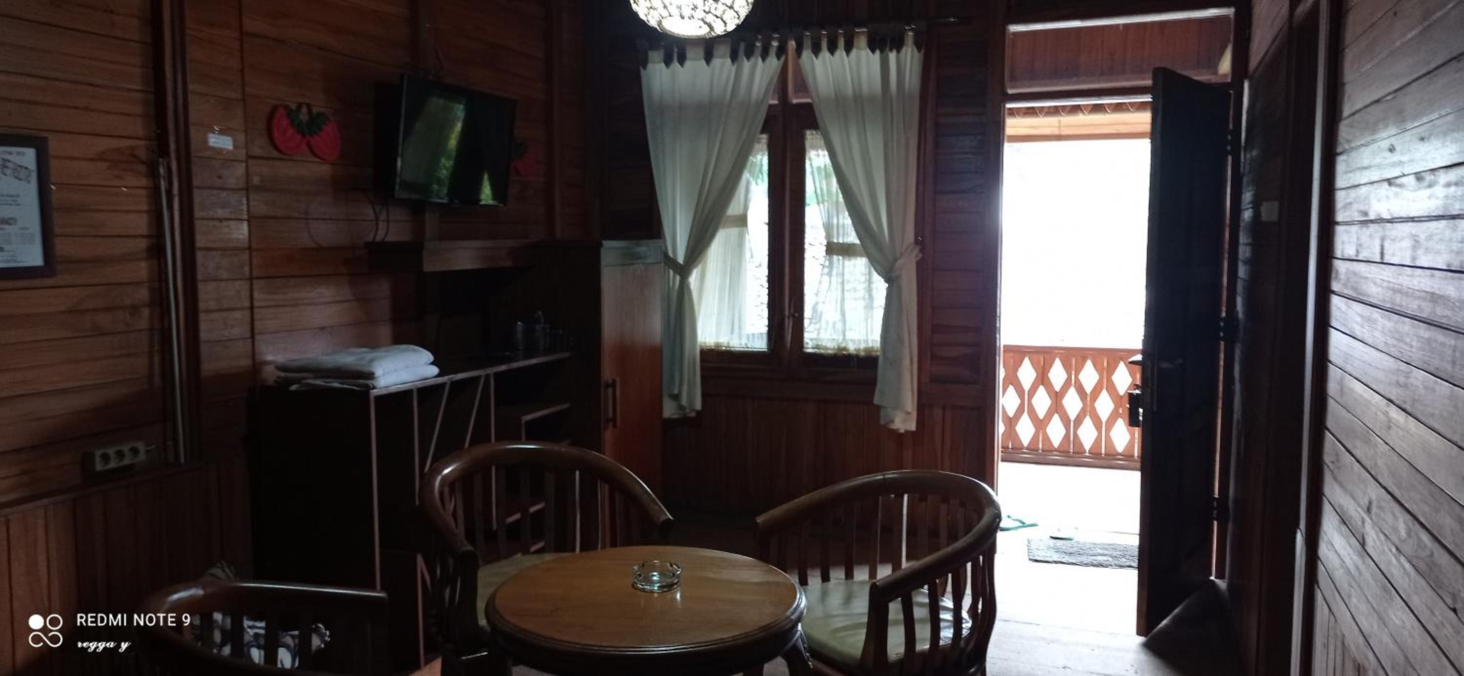 Bungalow photo 2