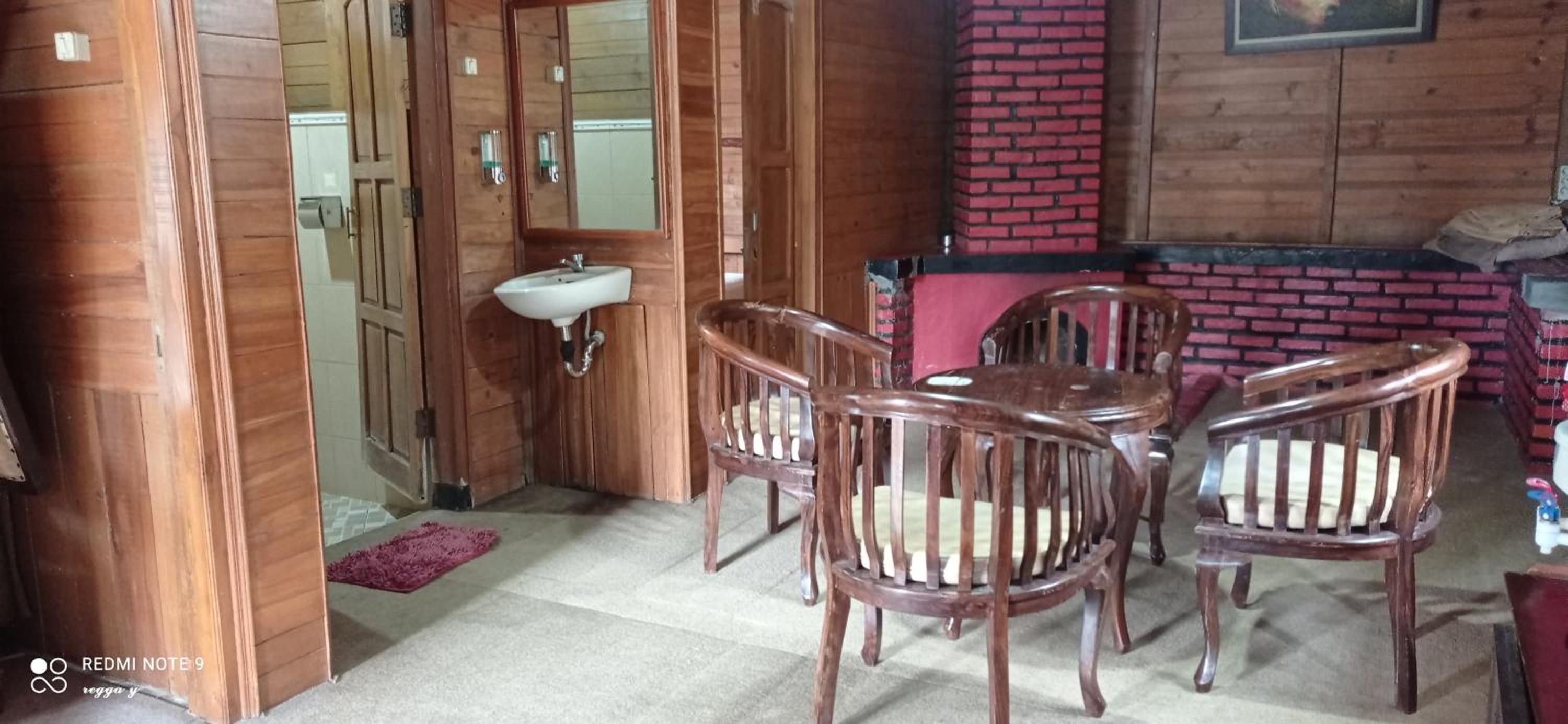 Two-Bedroom Bungalow photo 3