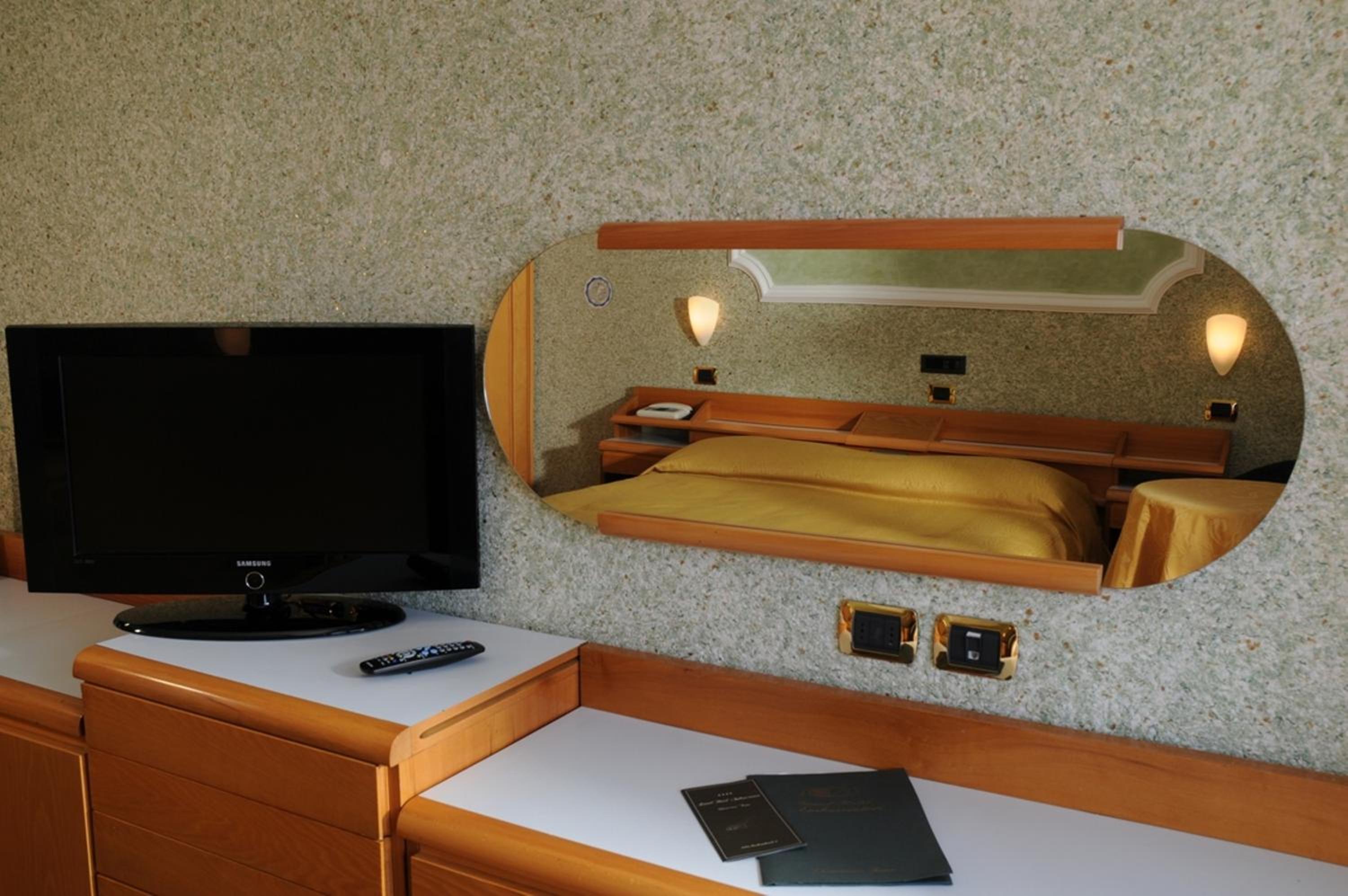 Double or Twin Room photo 2