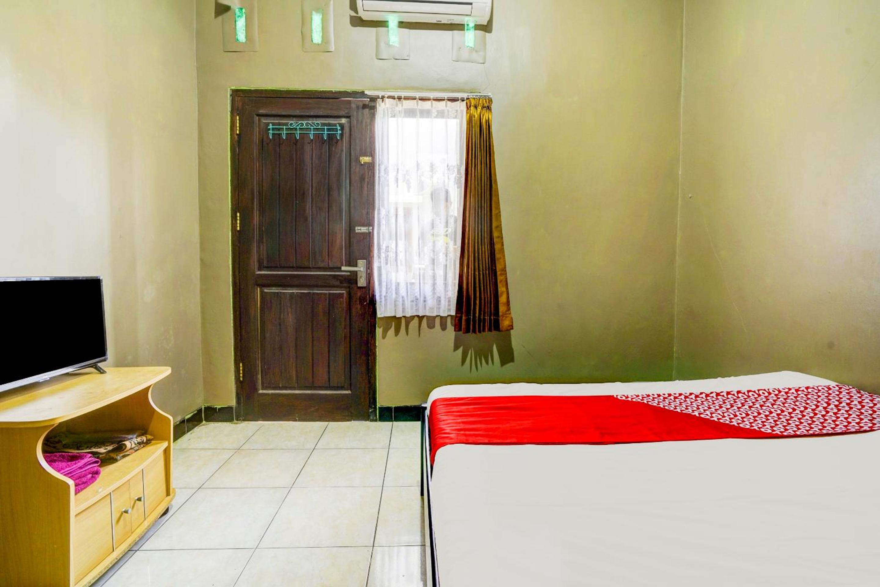 Deluxe Double Room photo 2