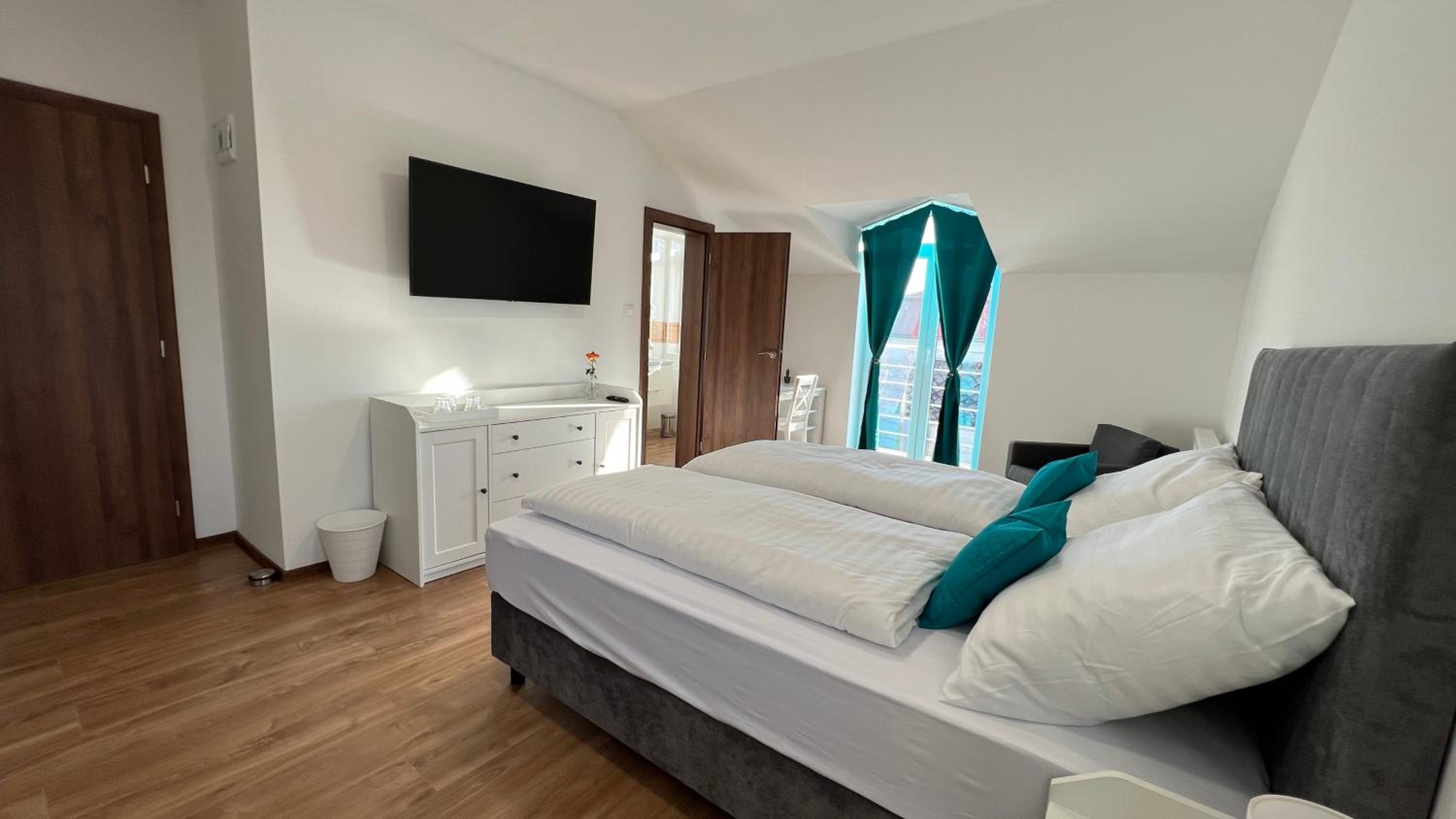 Comfort Triple Room with Shower photo 1
