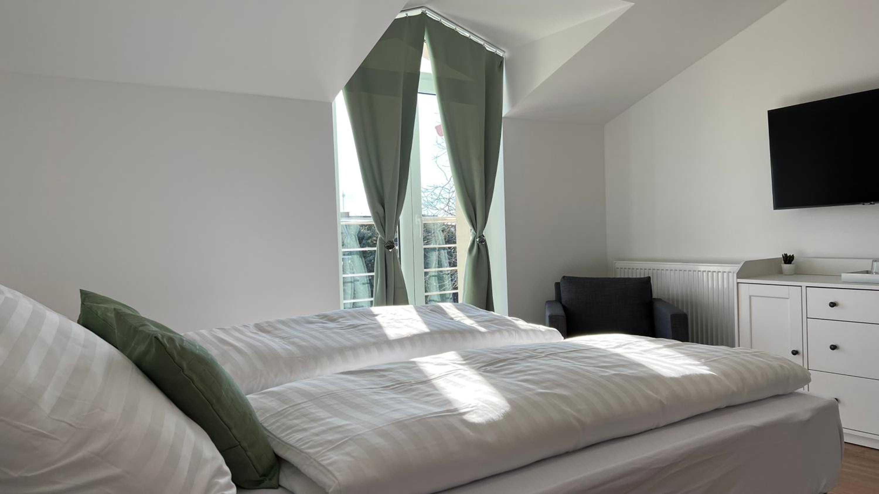 Economy Double Room photo 1