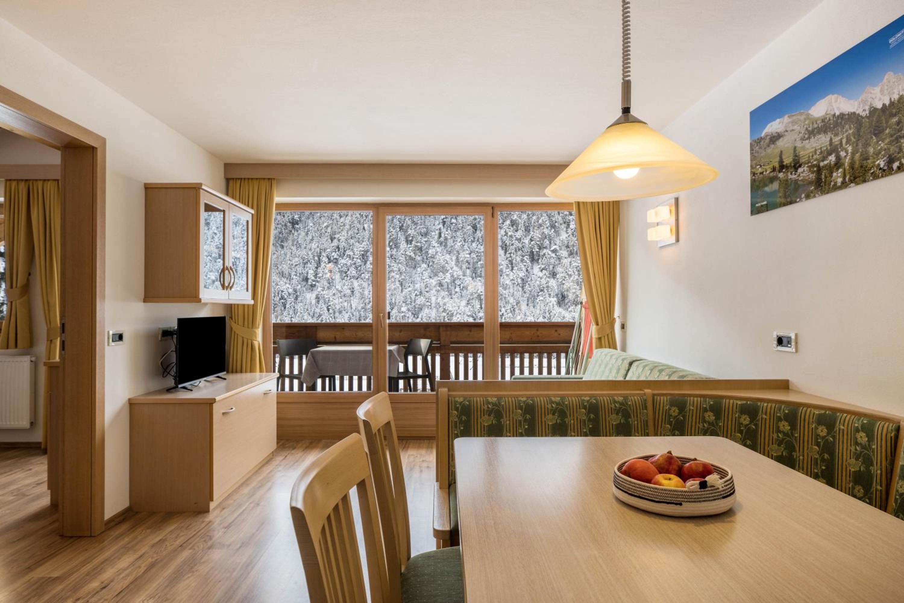 Superior One-Bedroom Apartment with Balcony - Photo 1