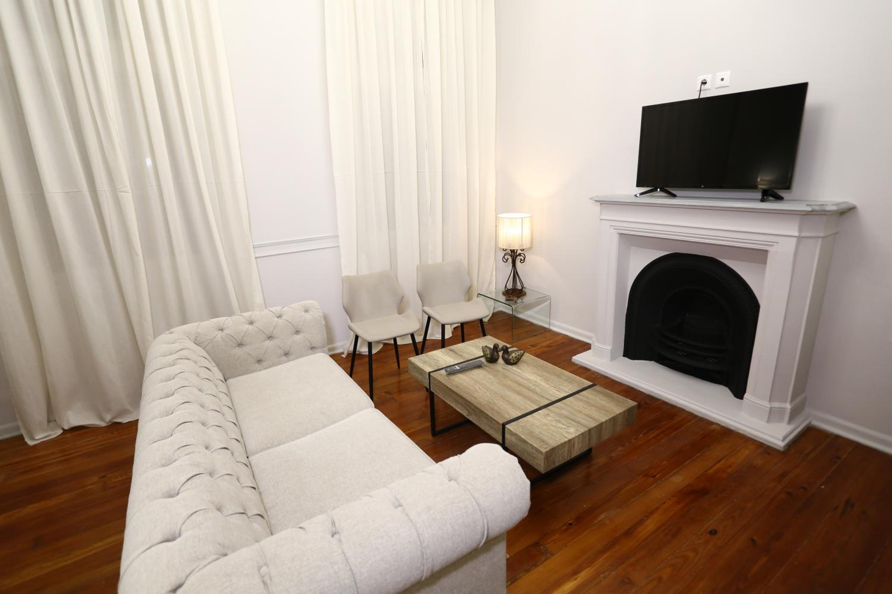 Deluxe Suite photo 2