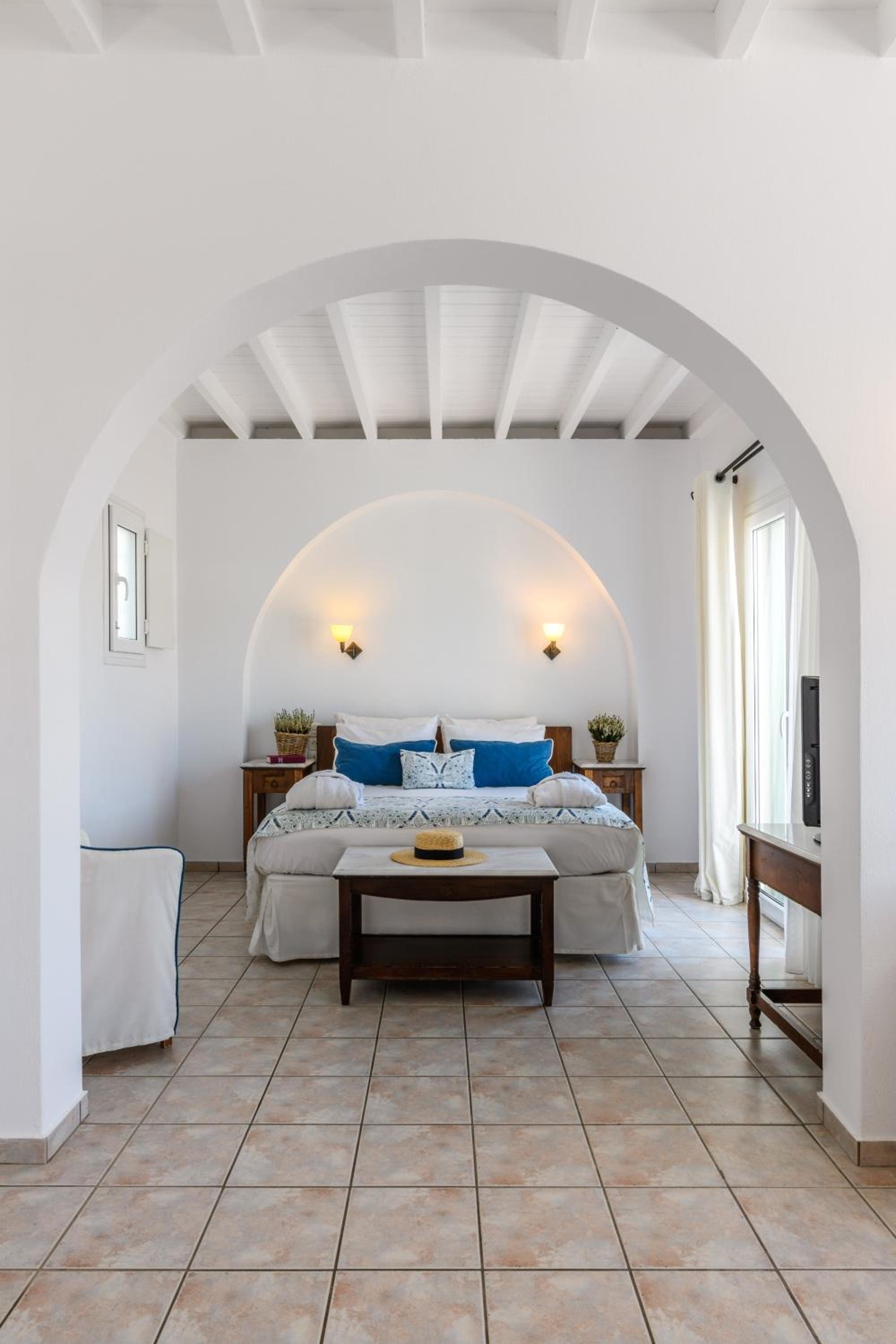 Superior Double Room with Sea View - Photo 6