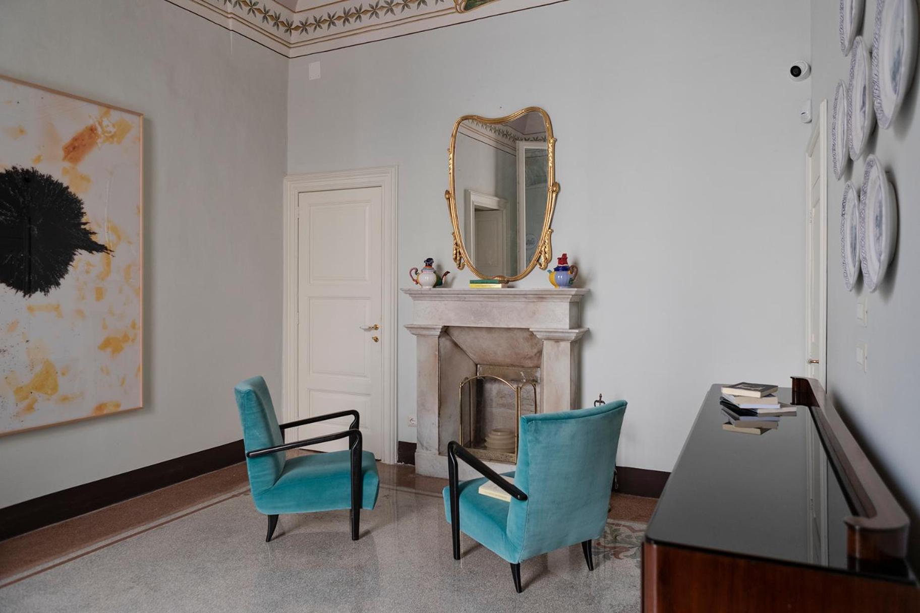Deluxe Junior Suite - Photo 1