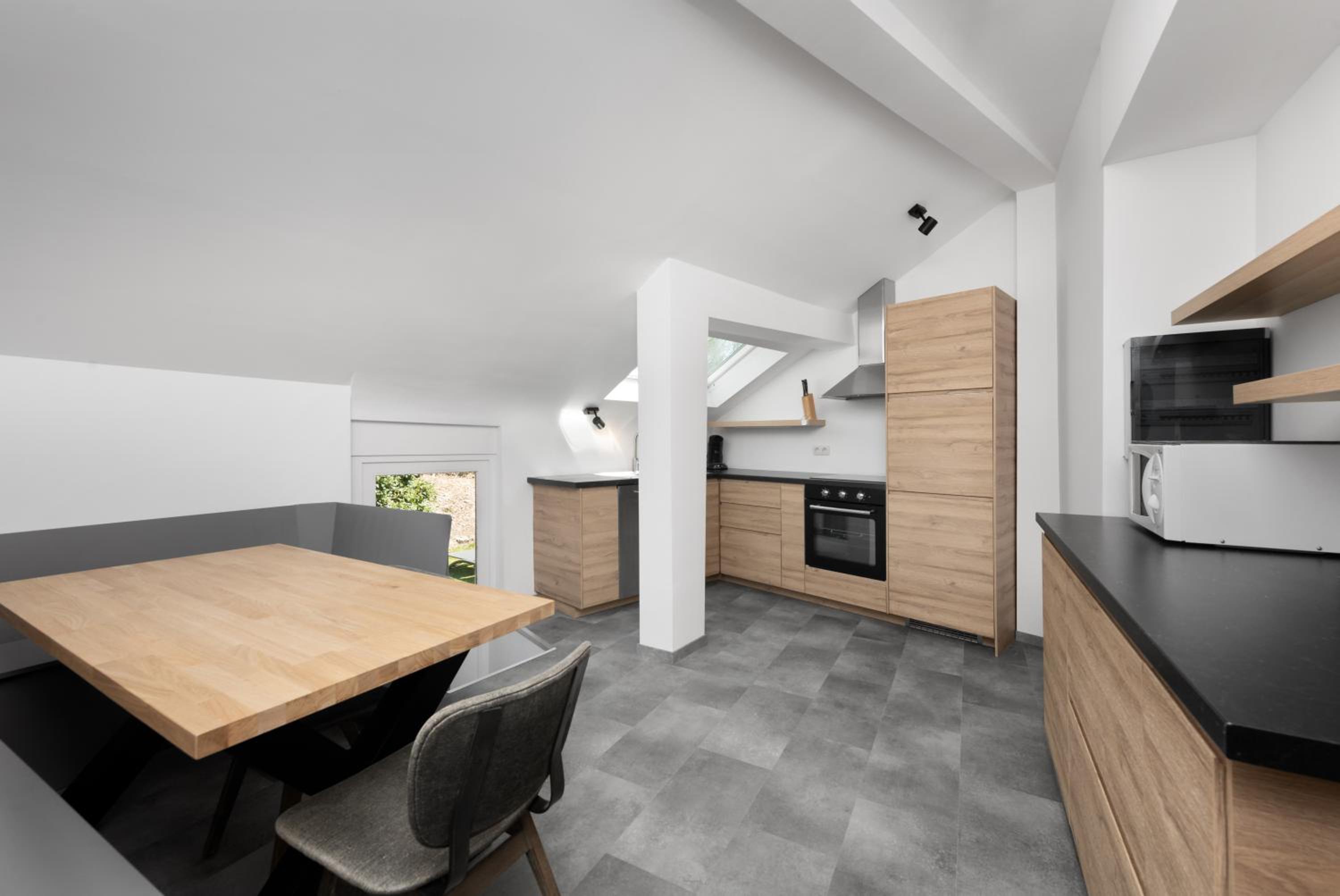 Two-Bedroom Villa - Photo 11