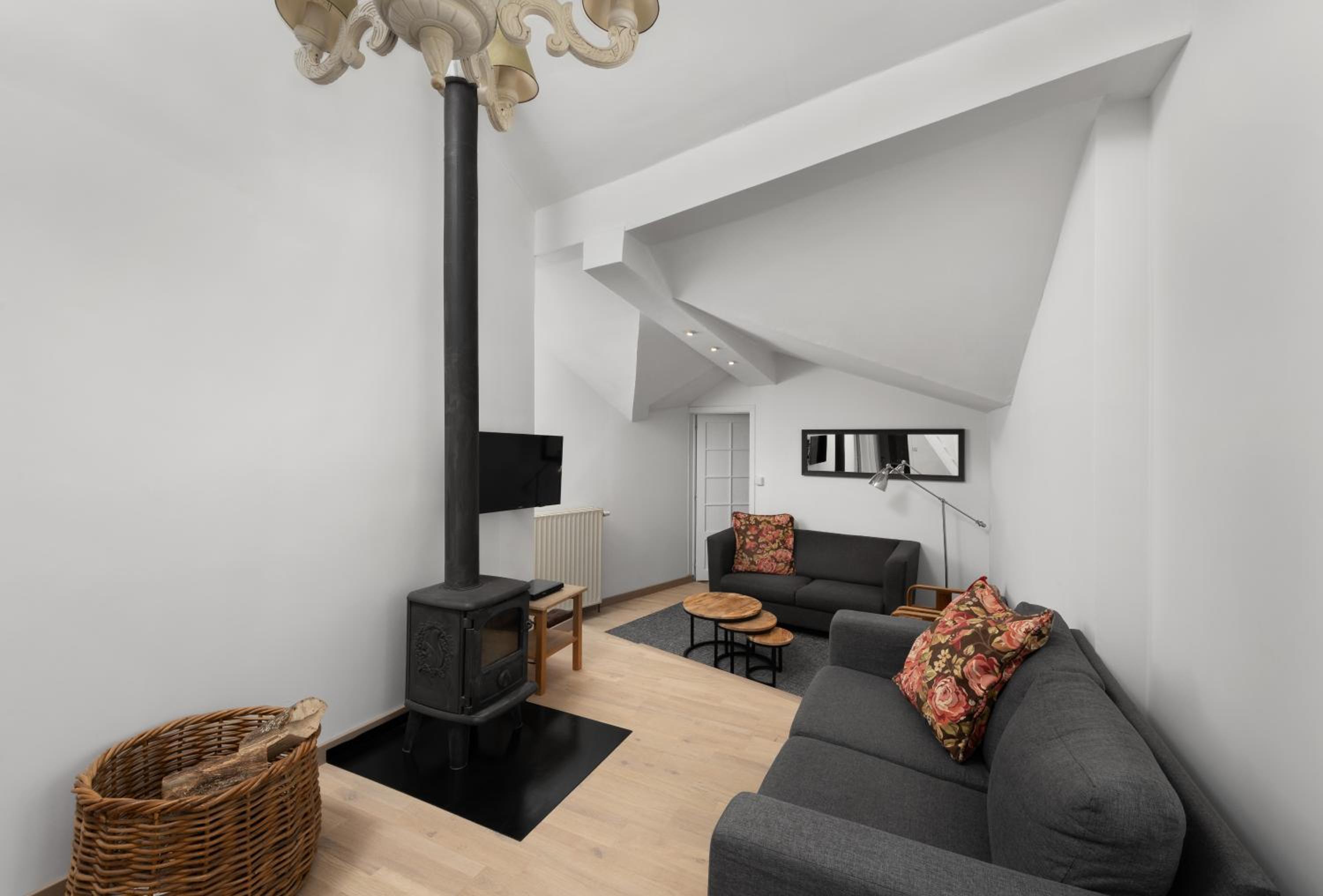Two-Bedroom Villa - Photo 10